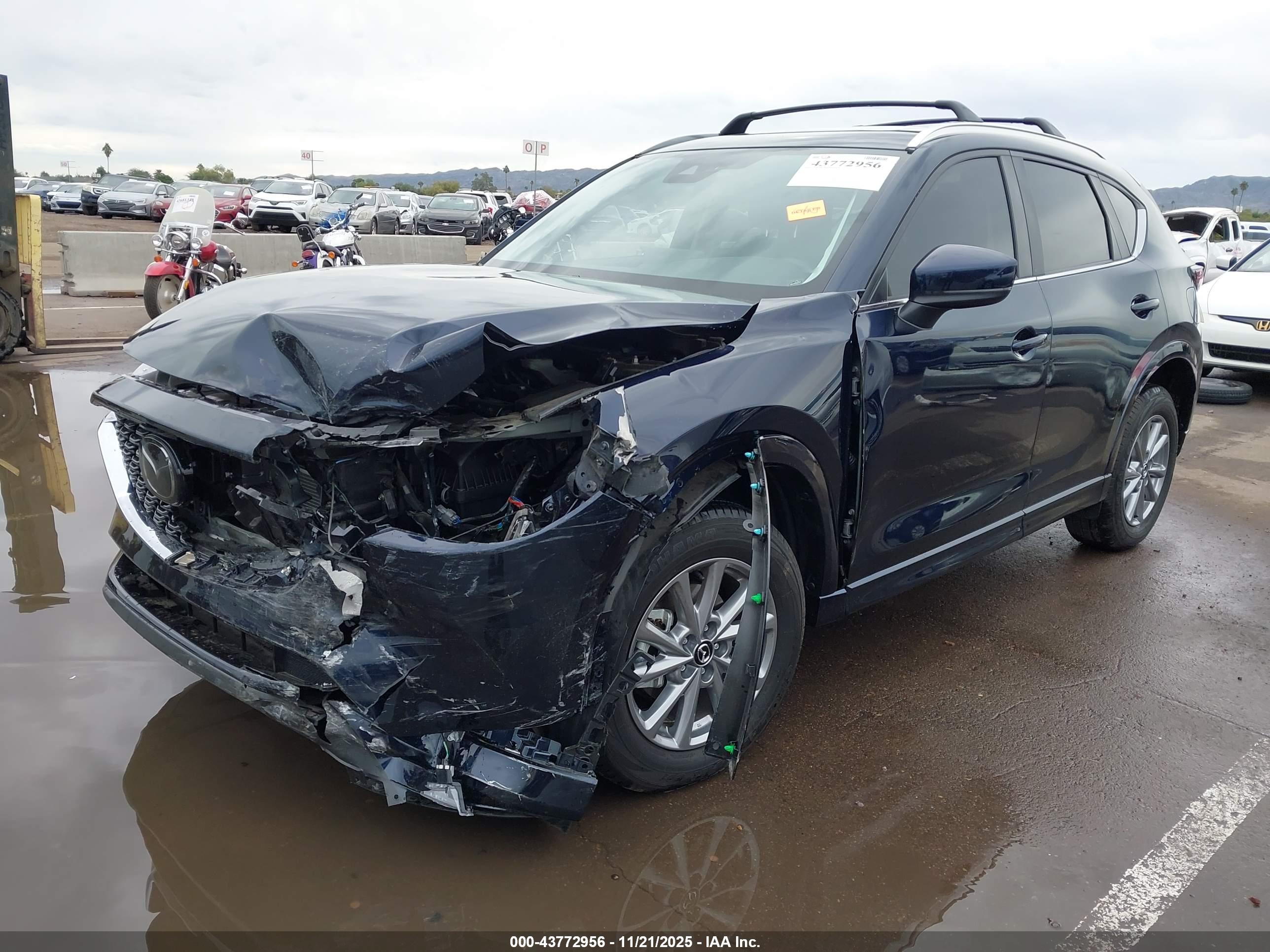 MAZDA CX-5 image 2