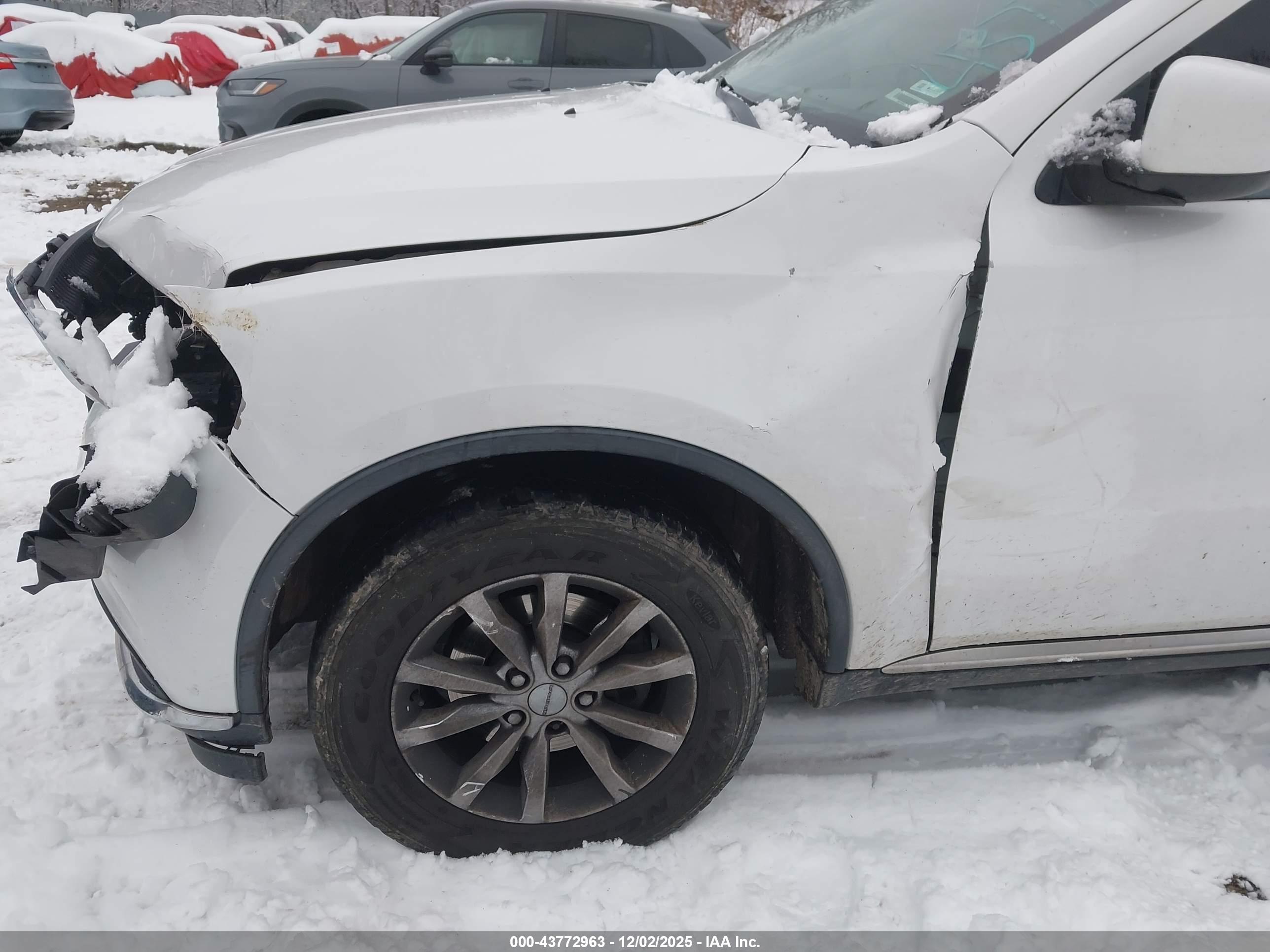 DODGE DURANGO image 6
