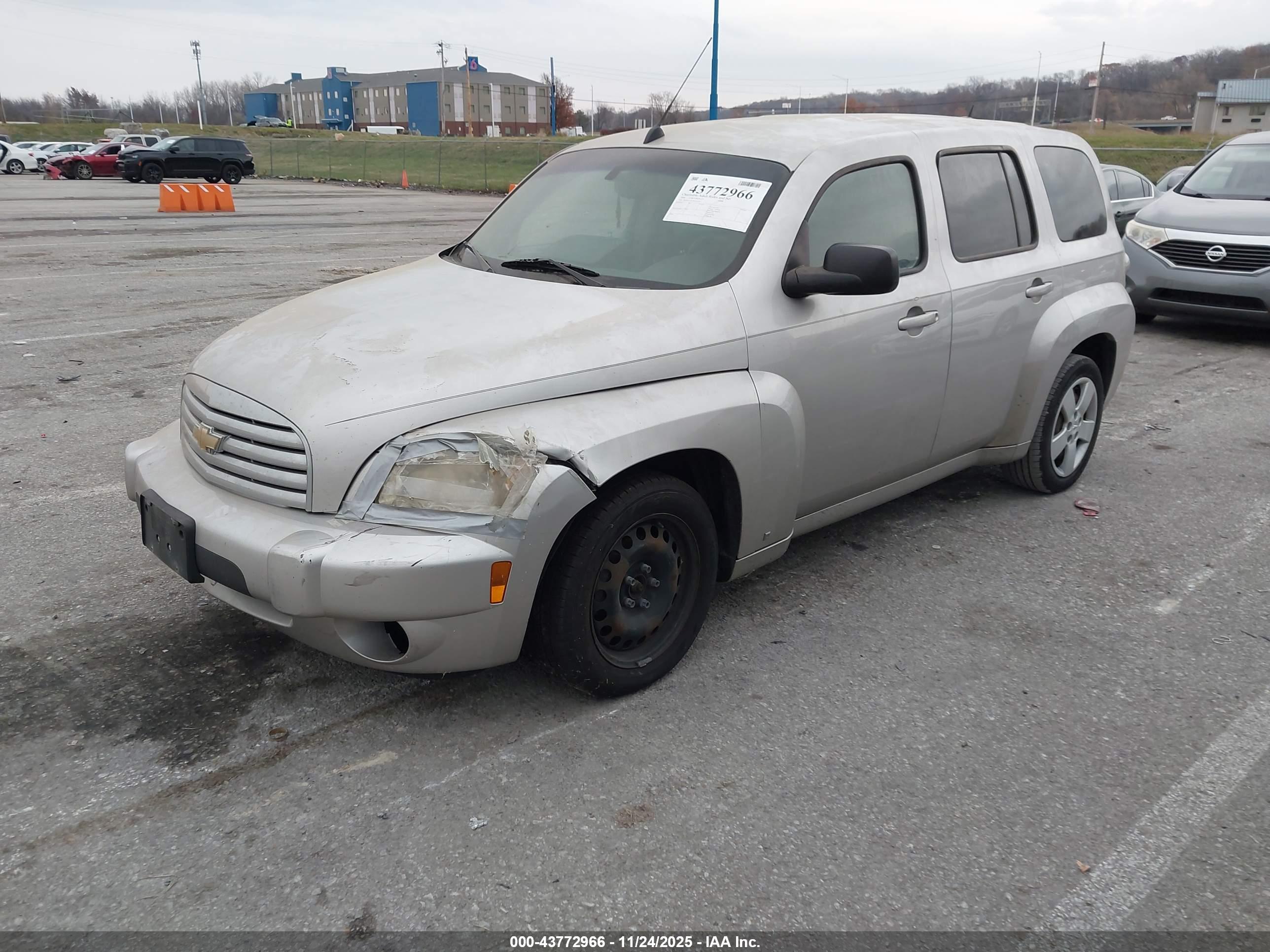 CHEVROLET HHR image 2