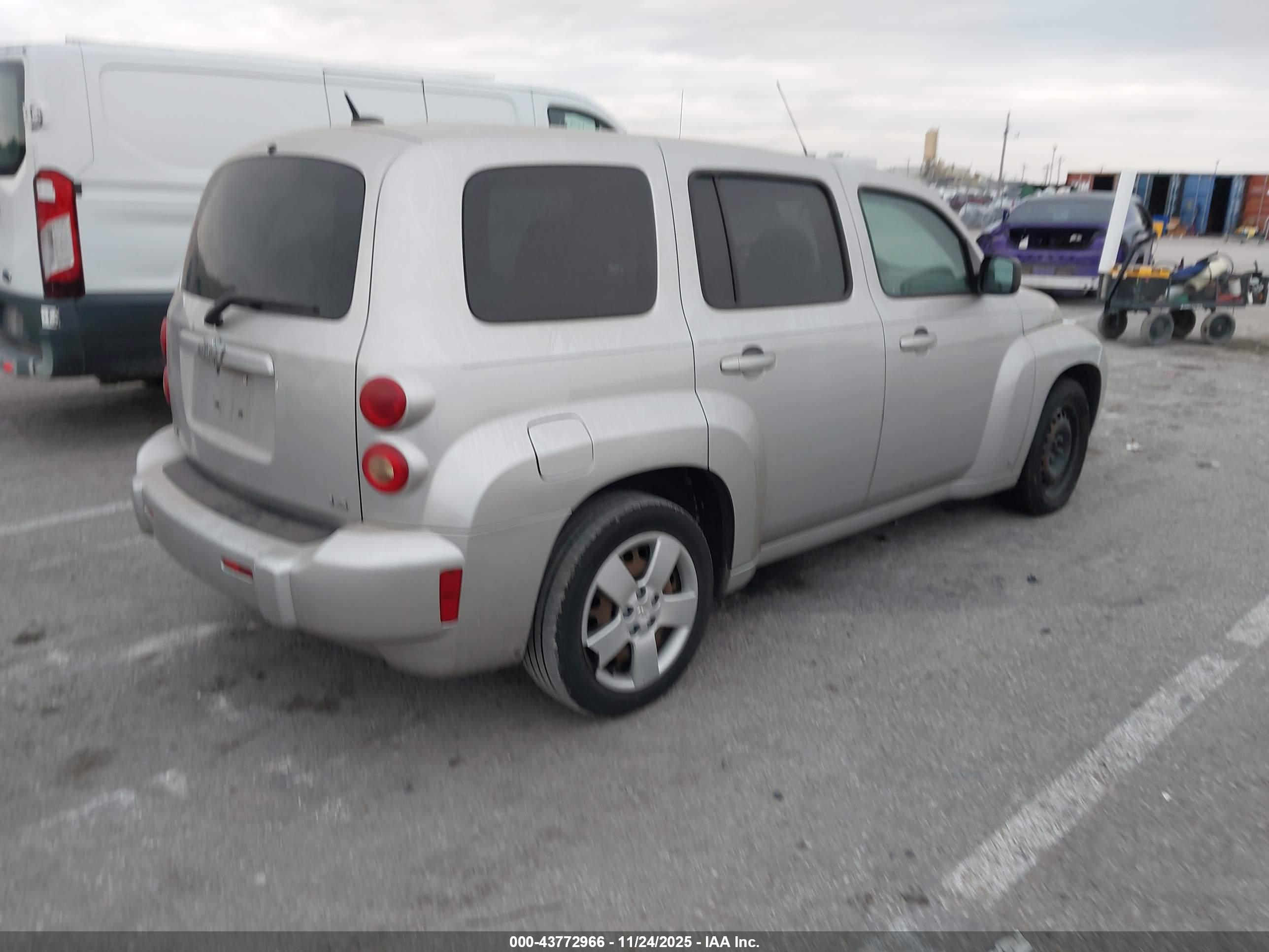 CHEVROLET HHR image 4