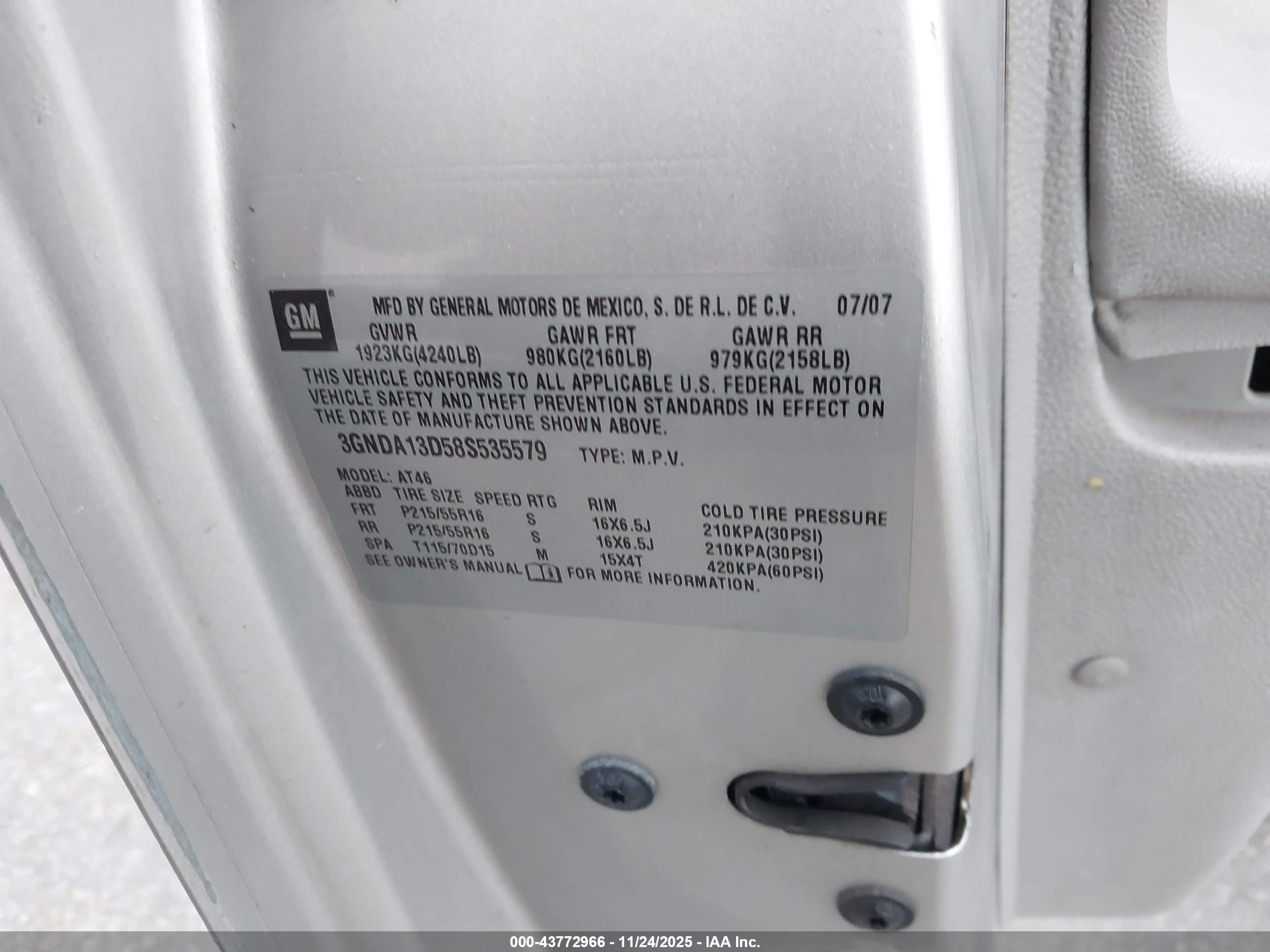 CHEVROLET HHR image 9