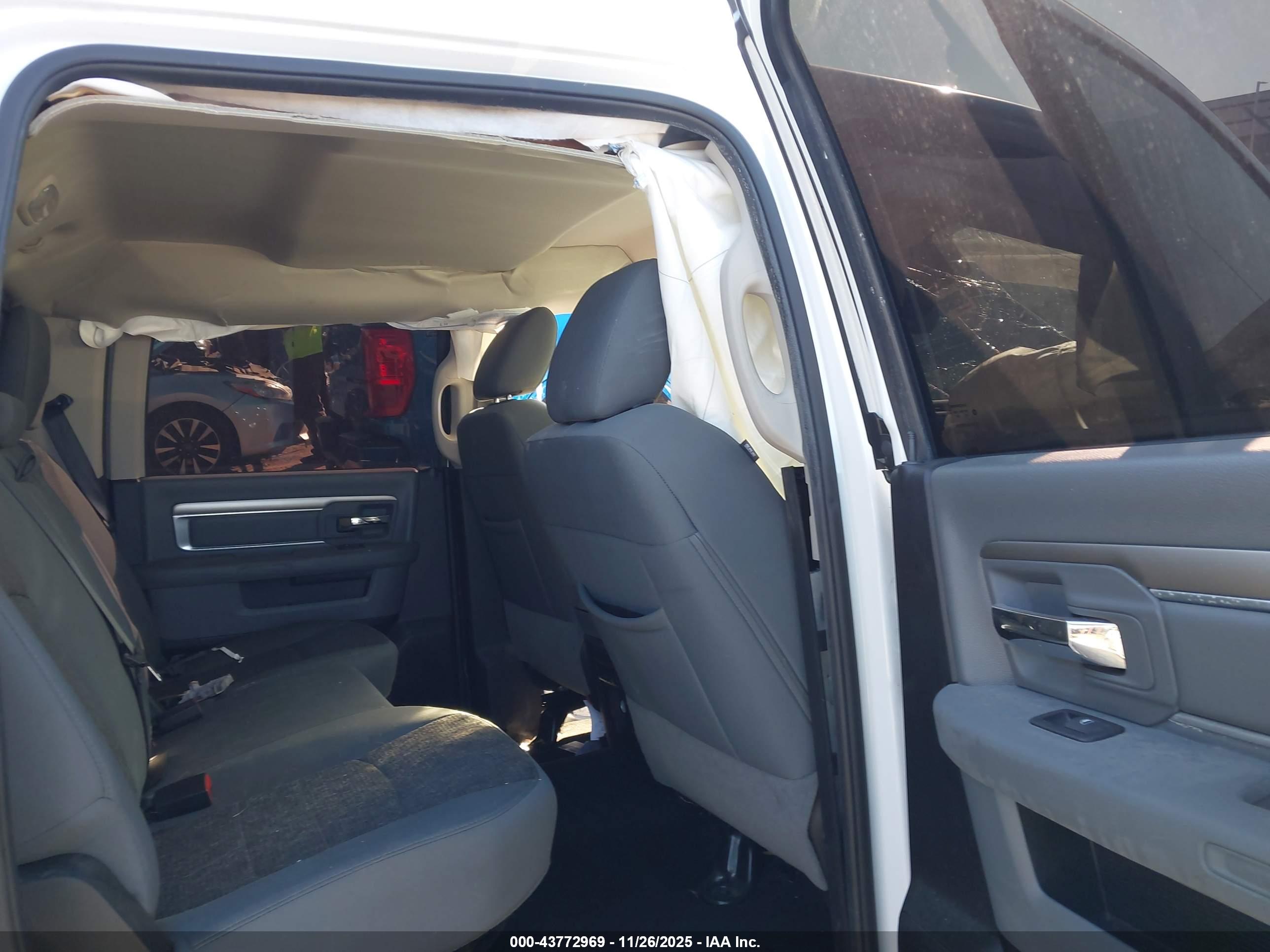 RAM 1500 image 8