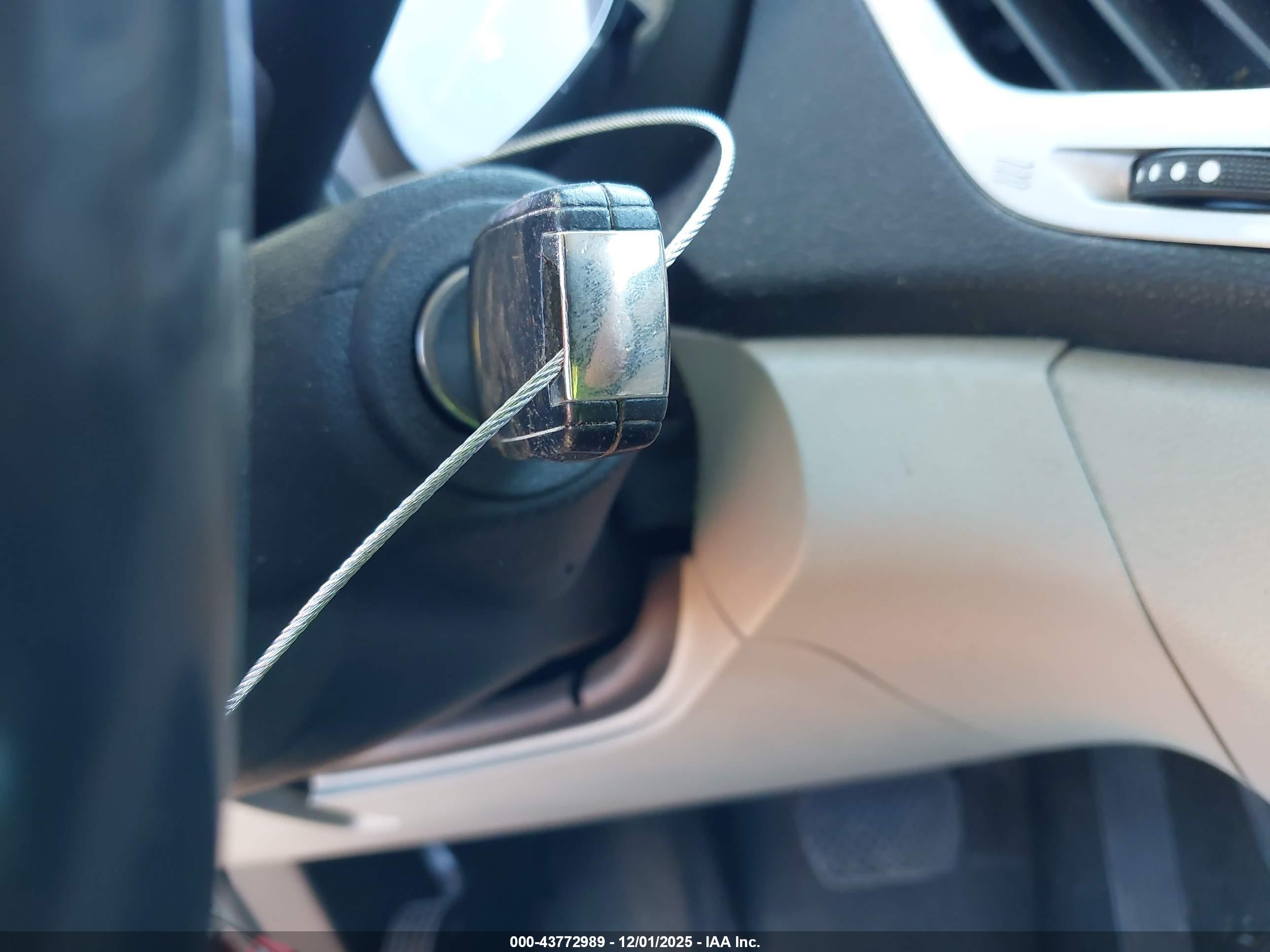 GMC TERRAIN image 11