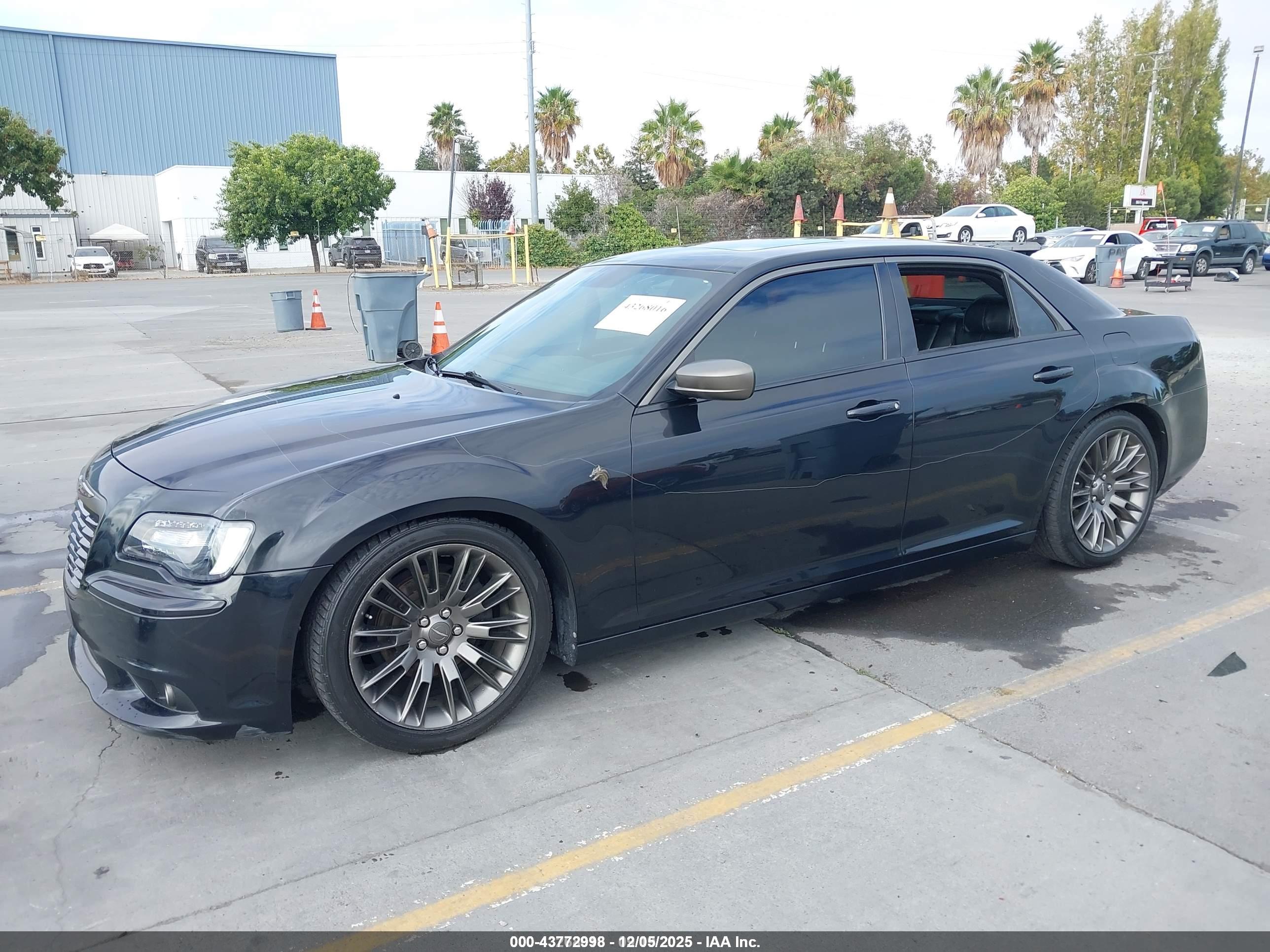 CHRYSLER 300C image 2