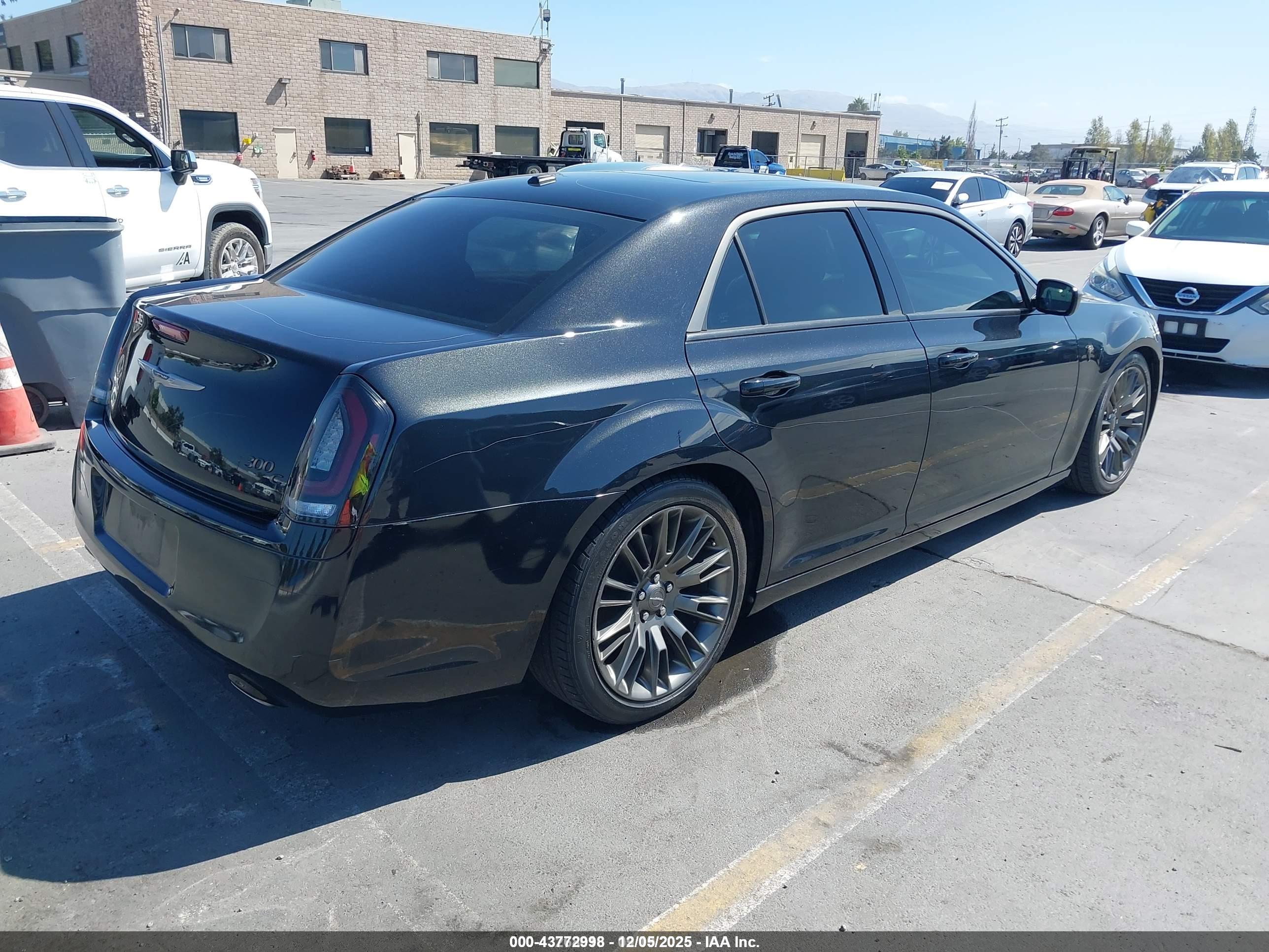 CHRYSLER 300C image 4