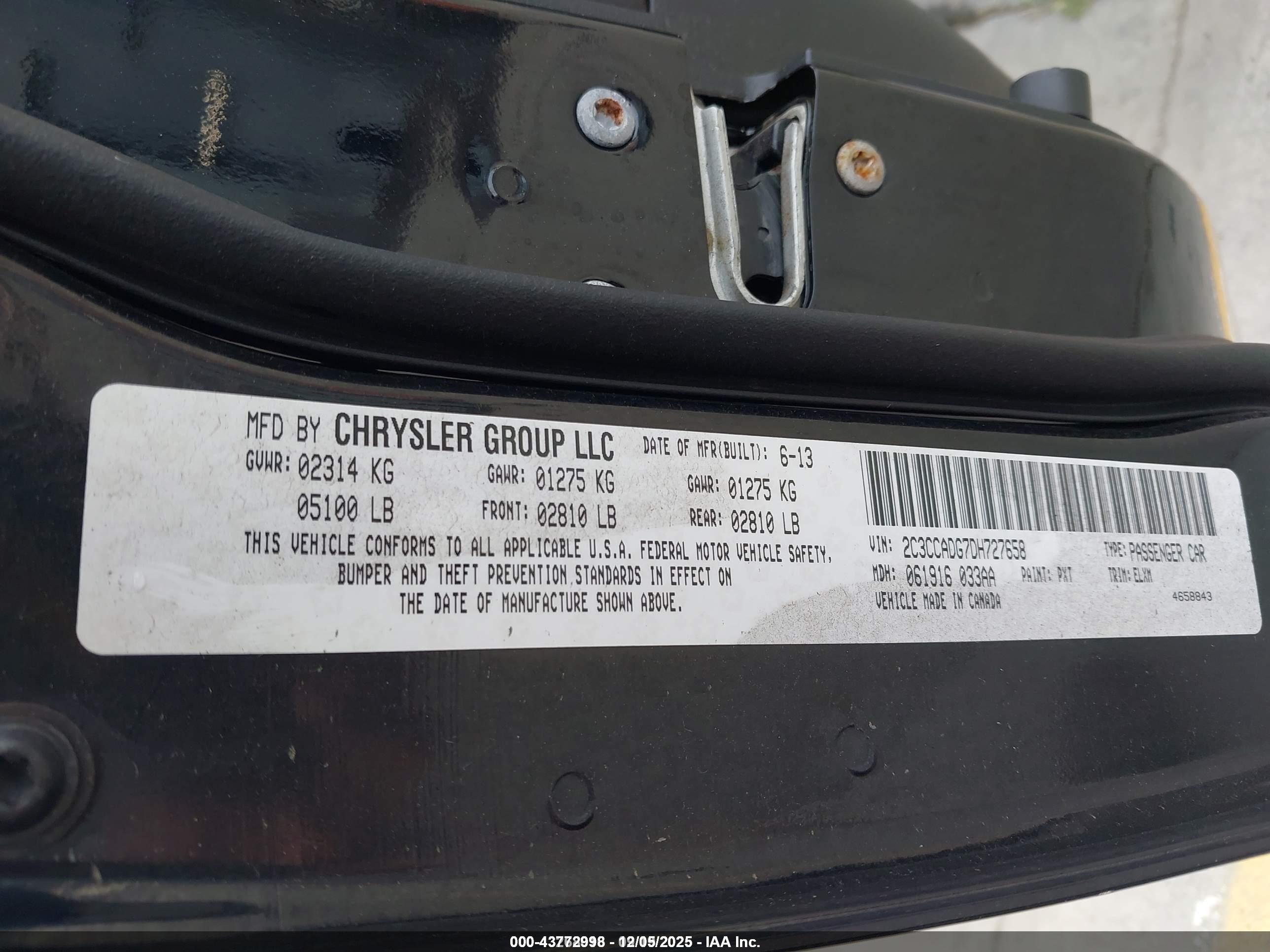 CHRYSLER 300C image 9