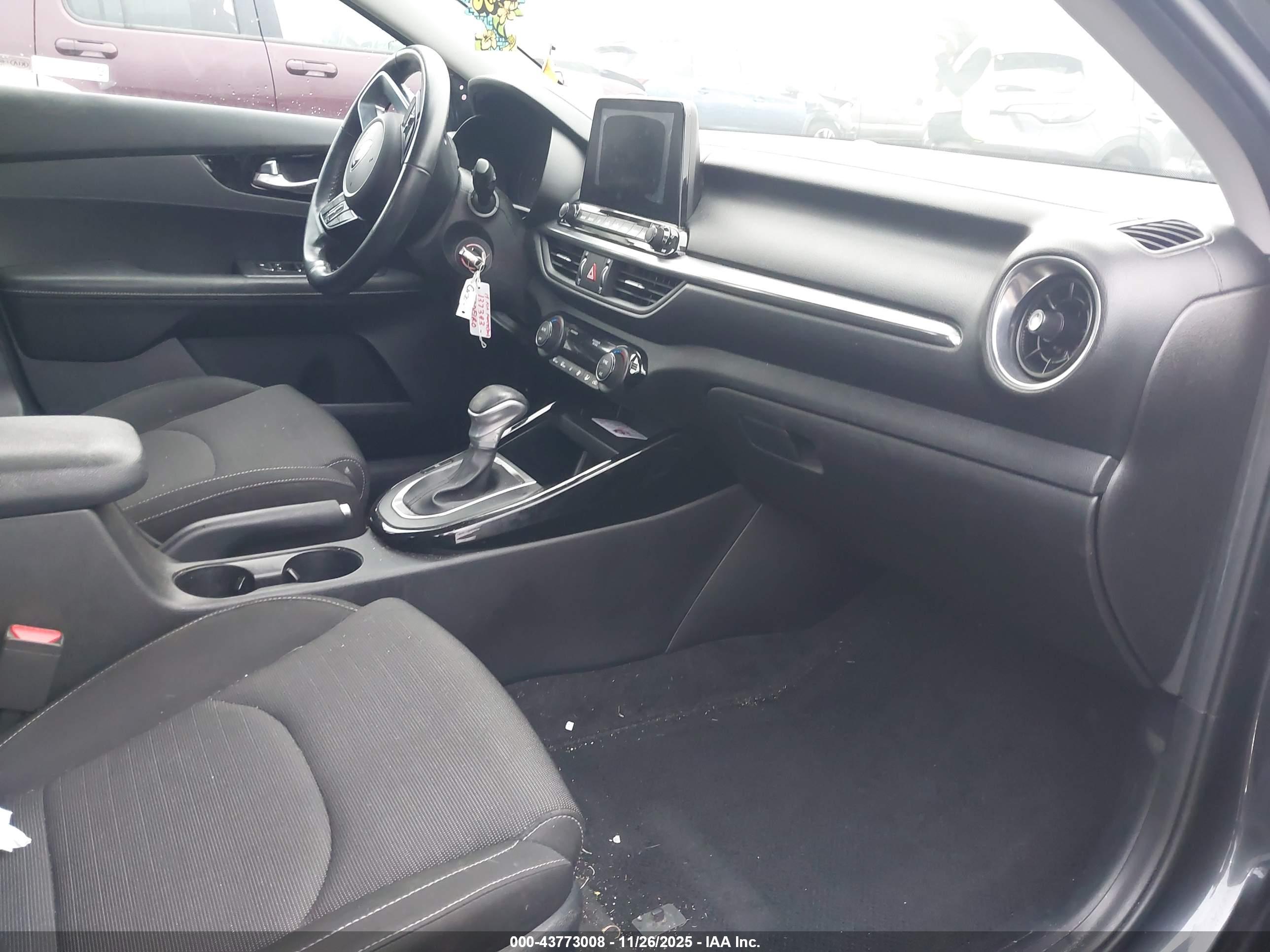 KIA FORTE image 5