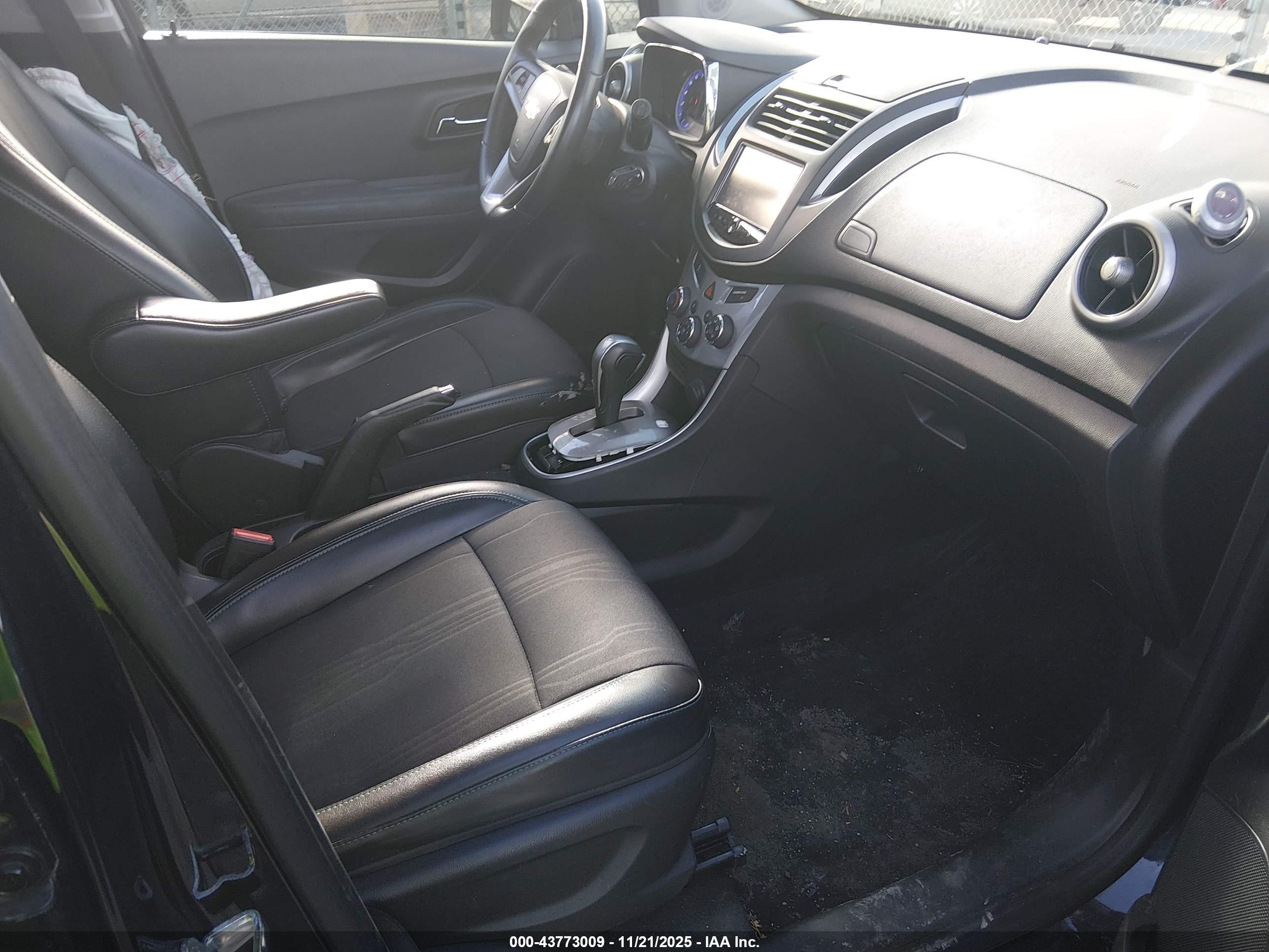 CHEVROLET TRAX image 5