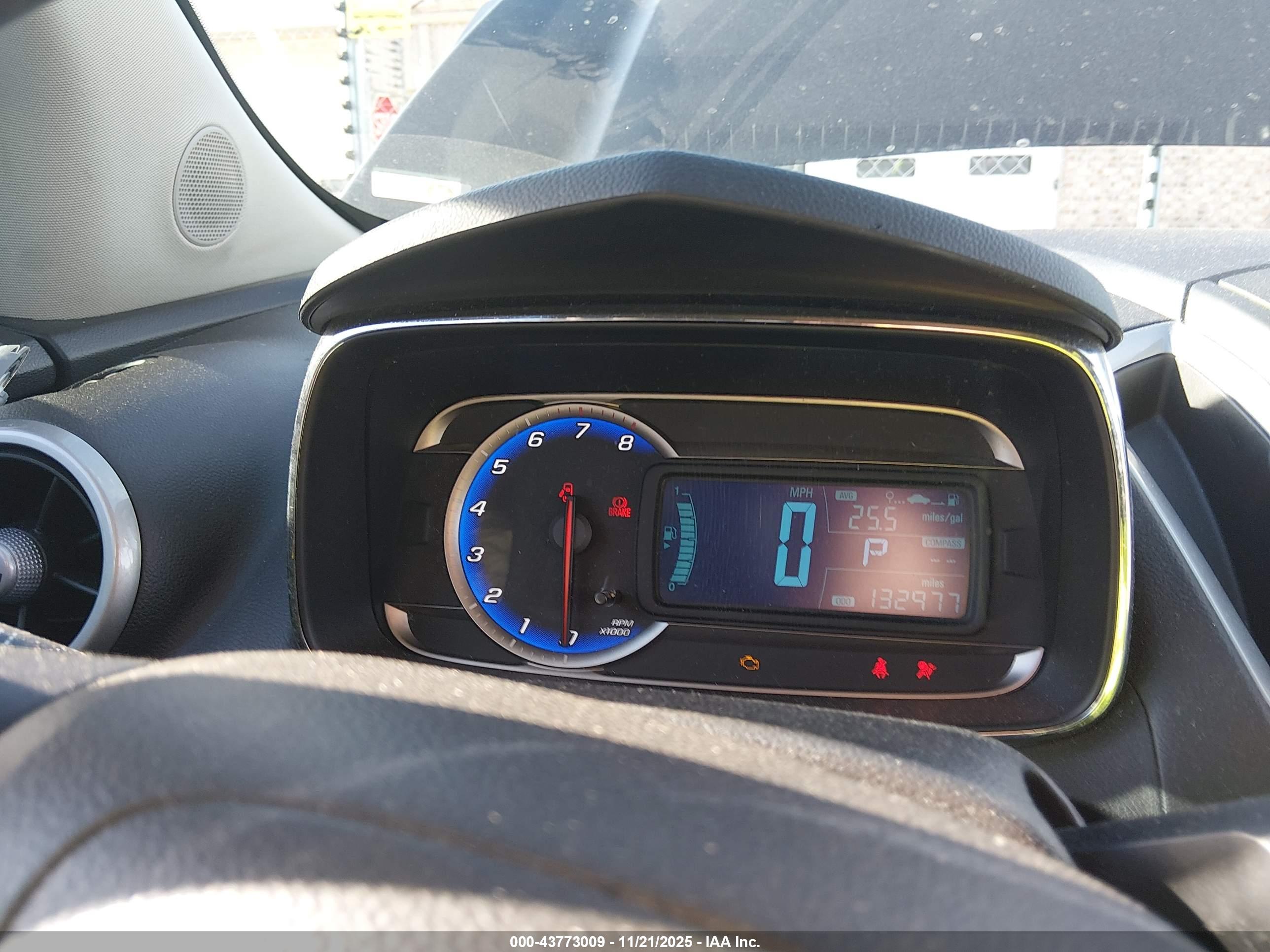 CHEVROLET TRAX image 7