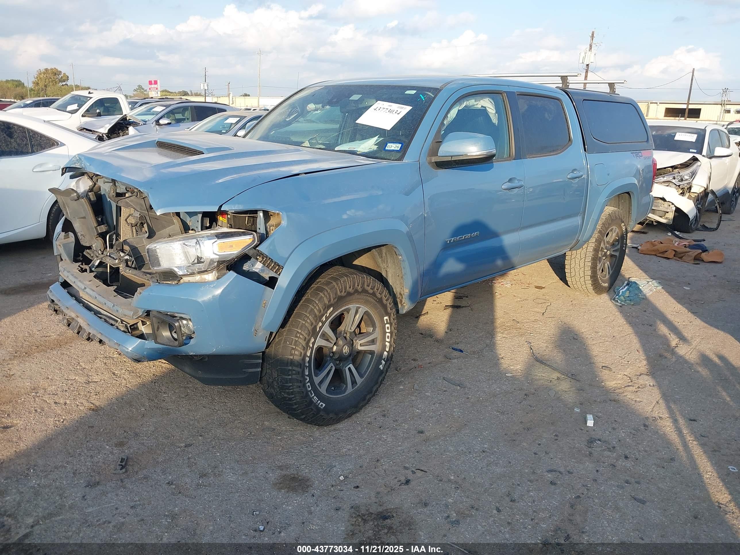 TOYOTA TACOMA image 2