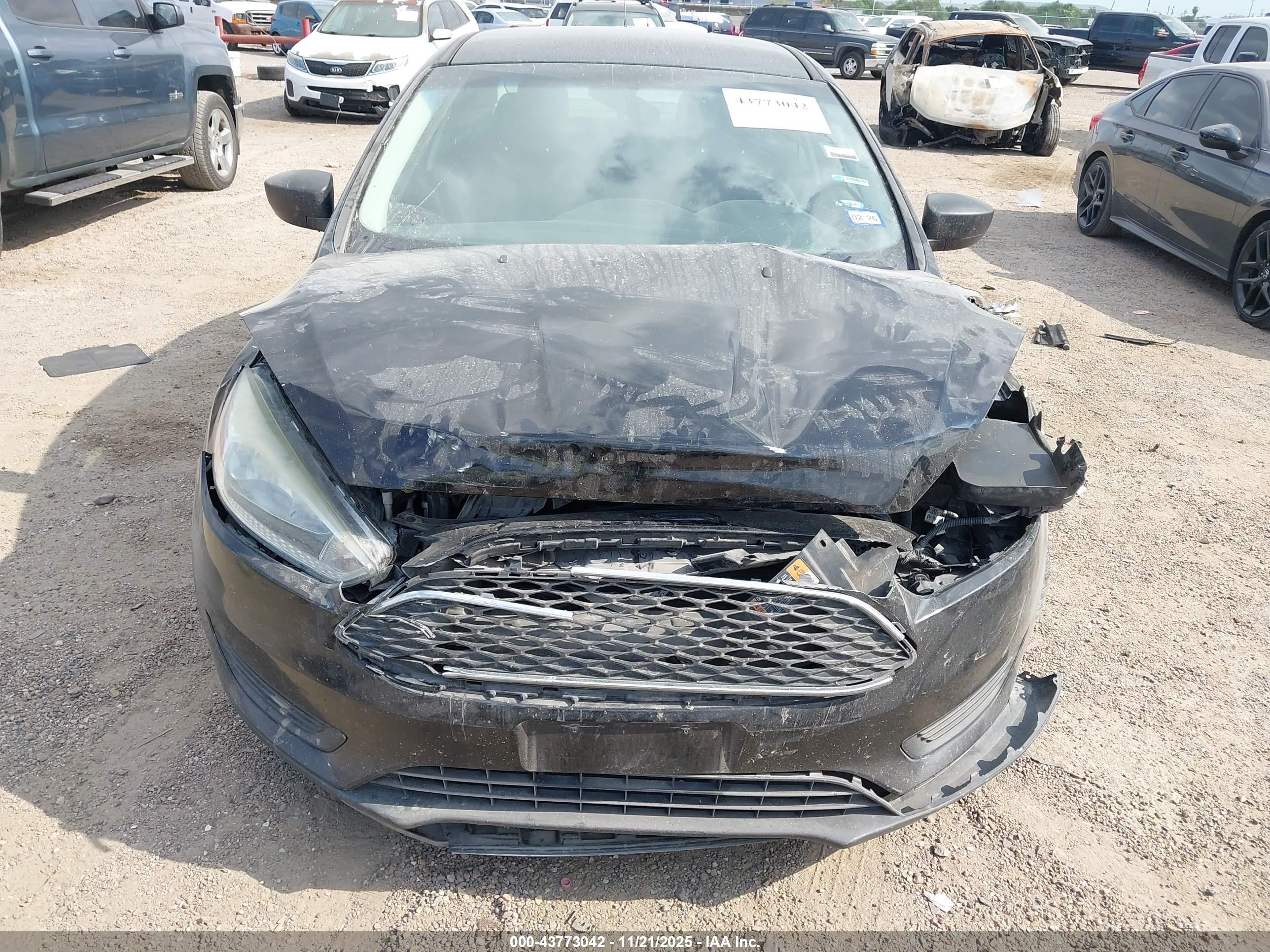 FORD FOCUS image 6