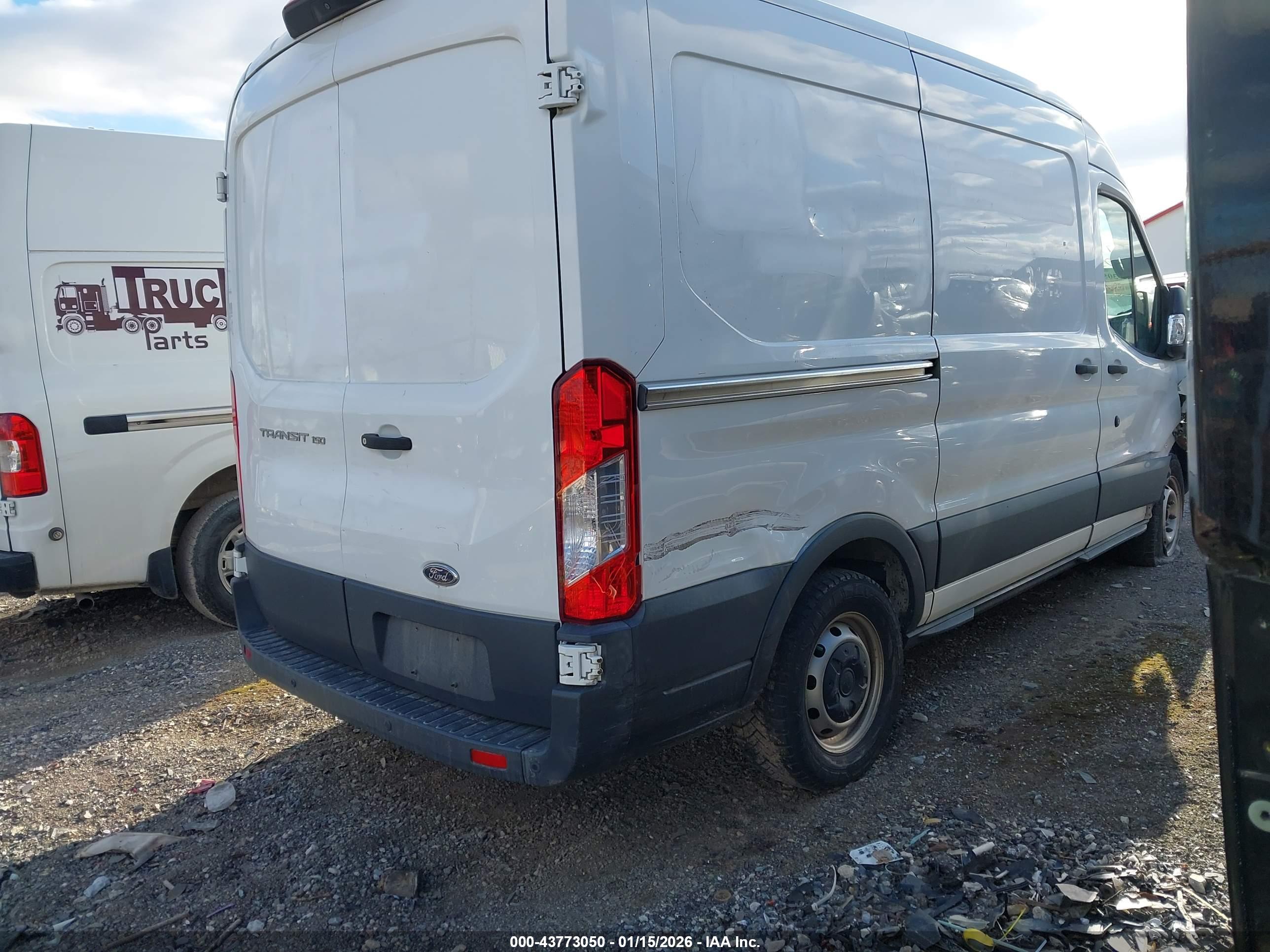 FORD TRANSIT-150 image 4