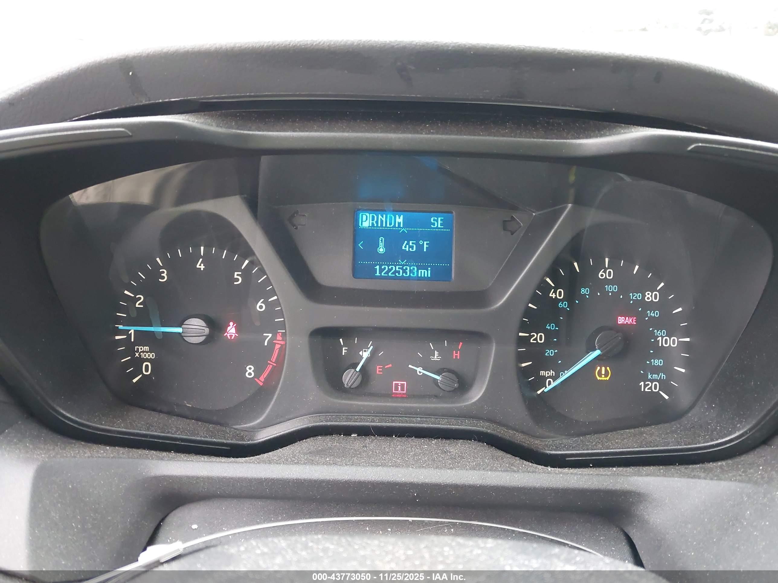 FORD TRANSIT-150 image 7