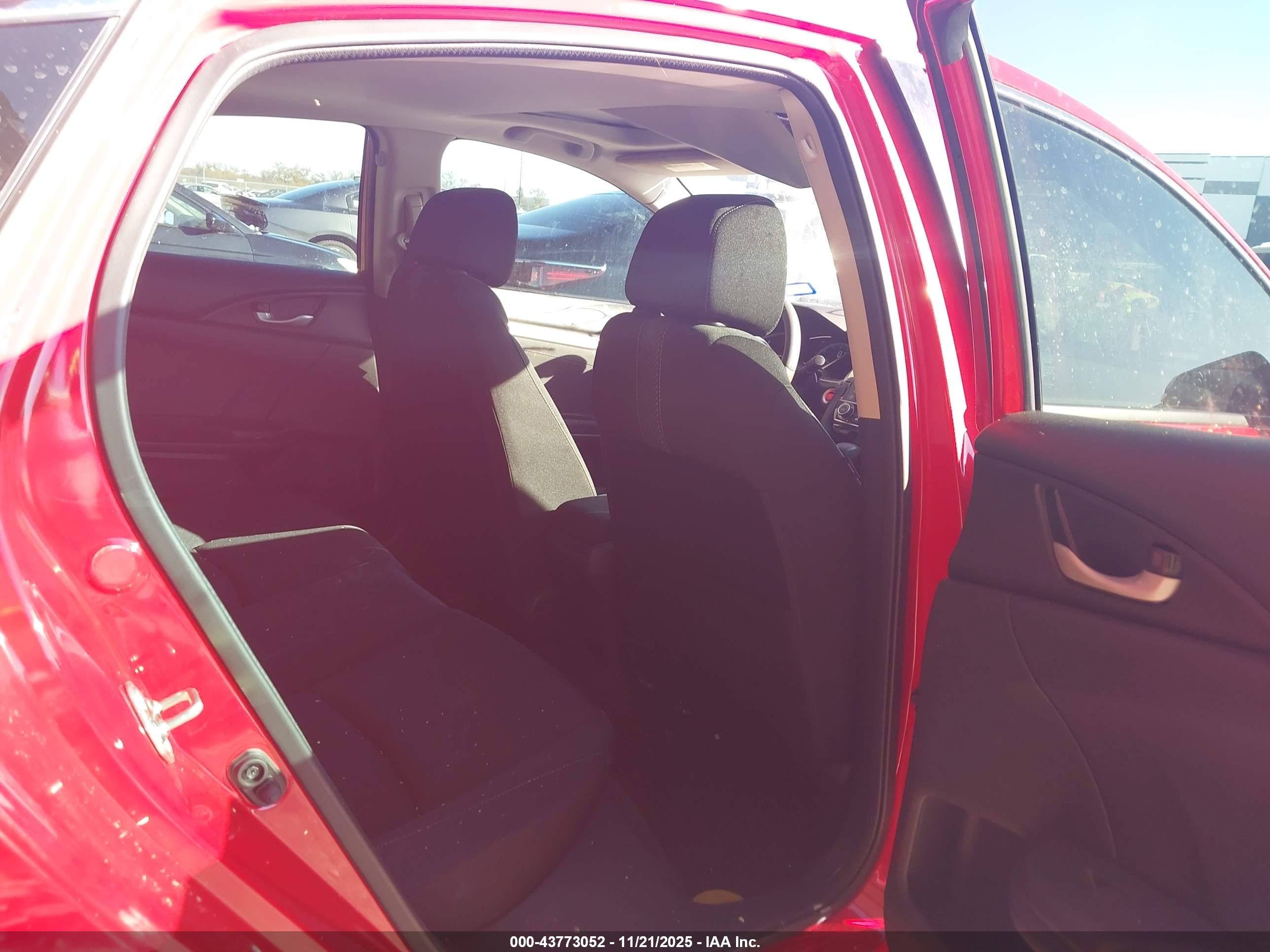 HONDA CIVIC image 8