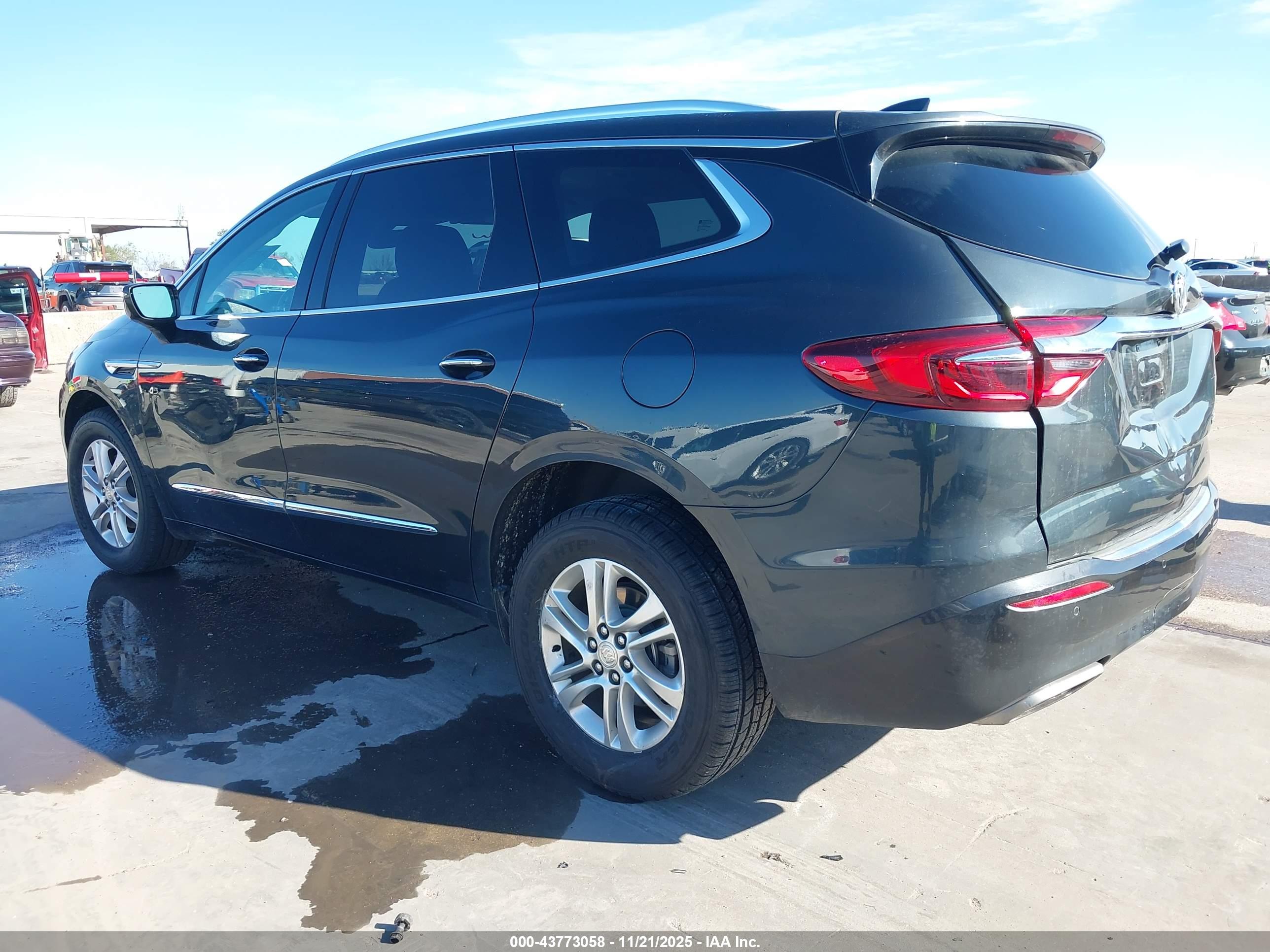 BUICK ENCLAVE image 3