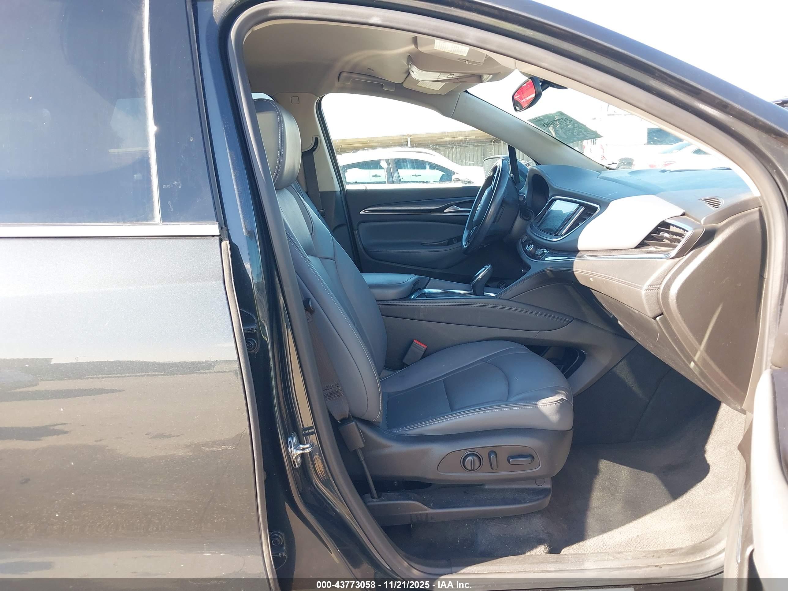 BUICK ENCLAVE image 5