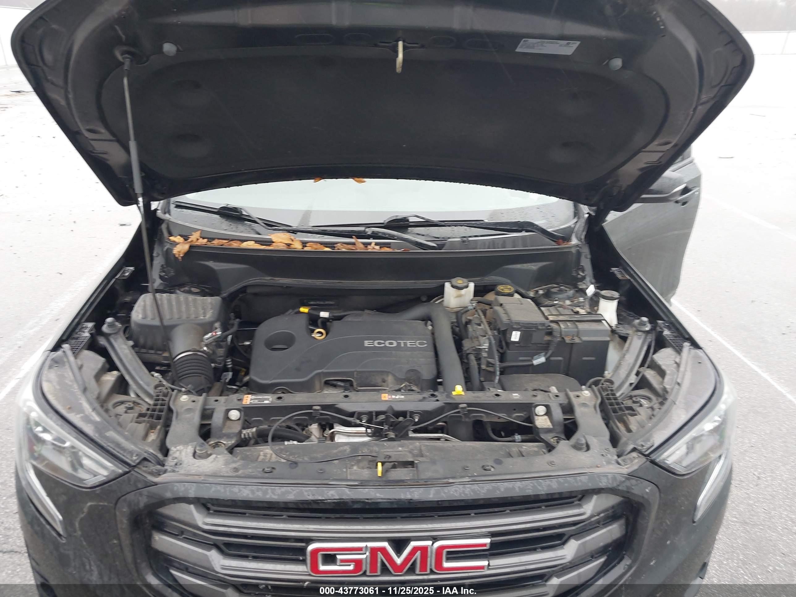 GMC TERRAIN image 10