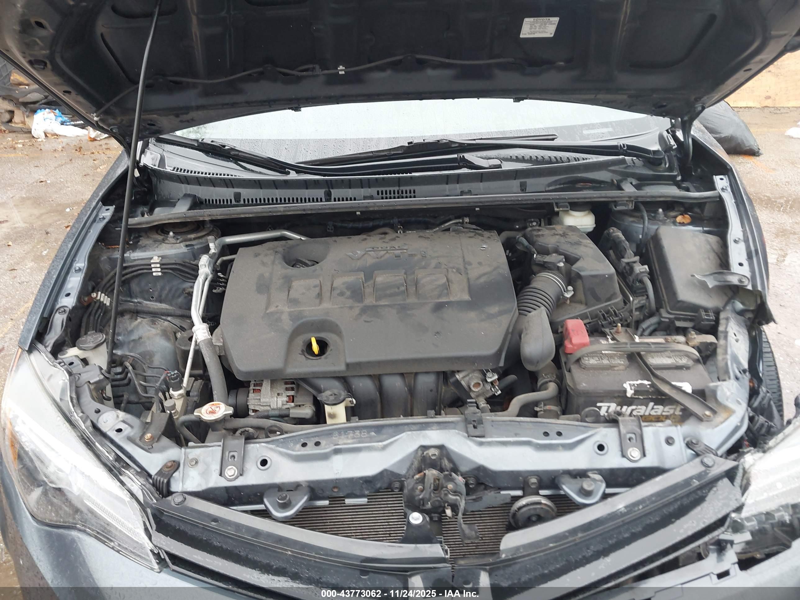 TOYOTA COROLLA image 10