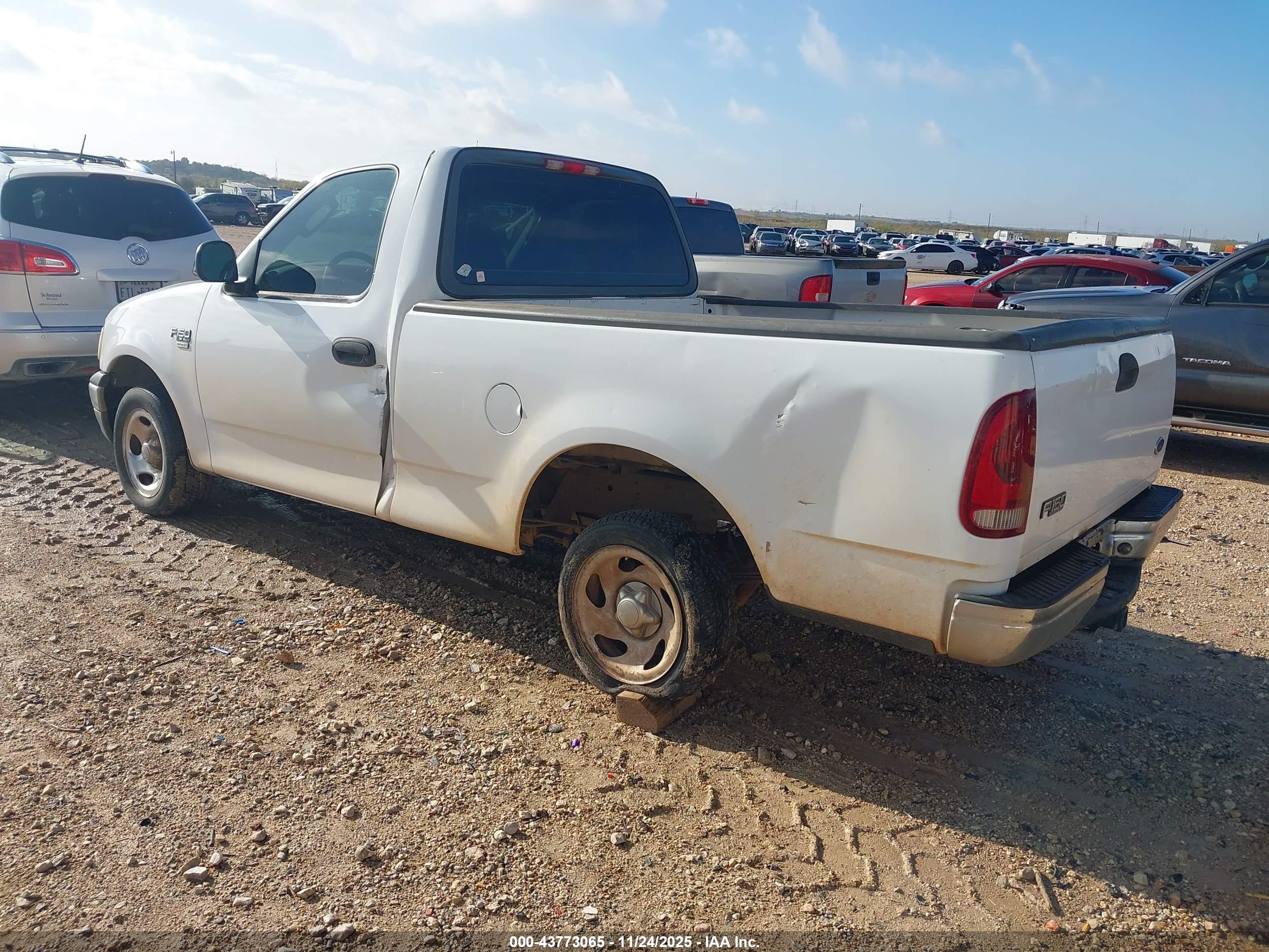 FORD F-150 image 3