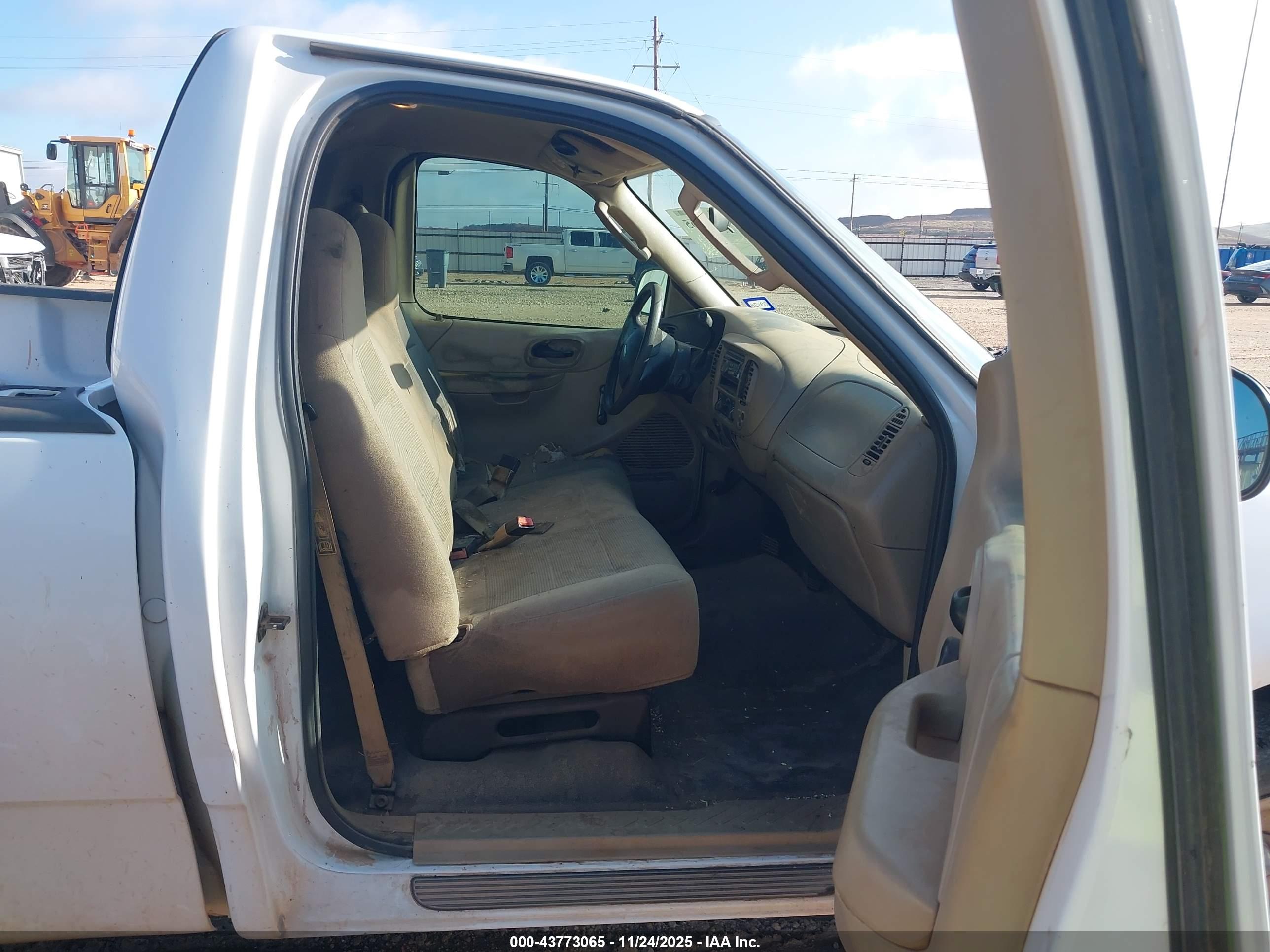 FORD F-150 image 5