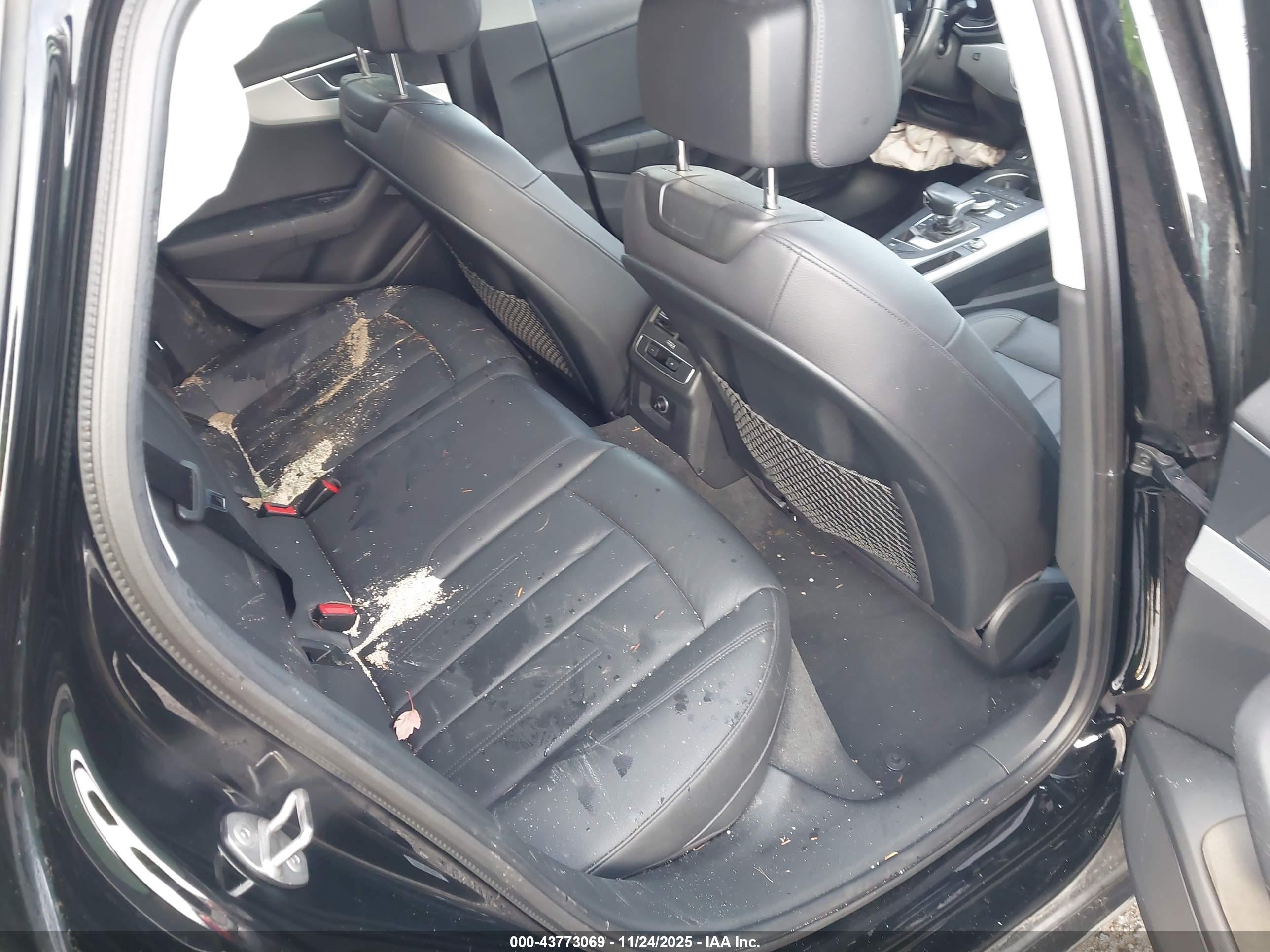 AUDI A4 image 8