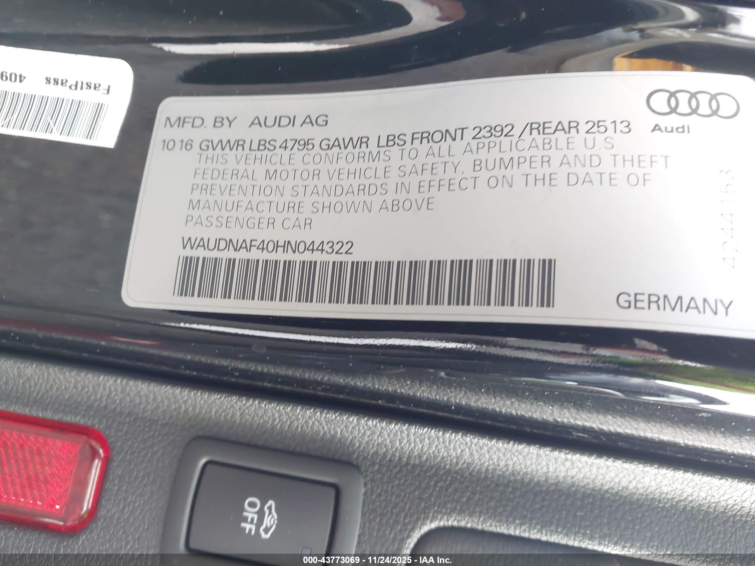 AUDI A4 image 9