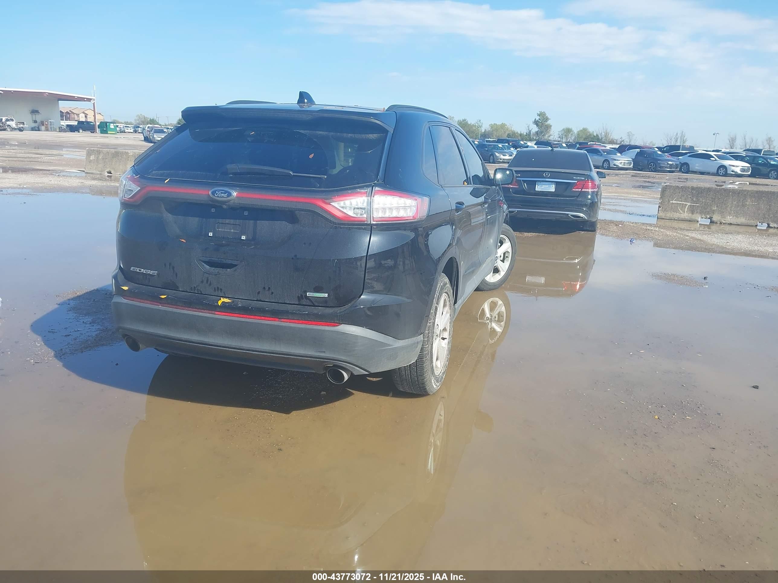 FORD EDGE image 4