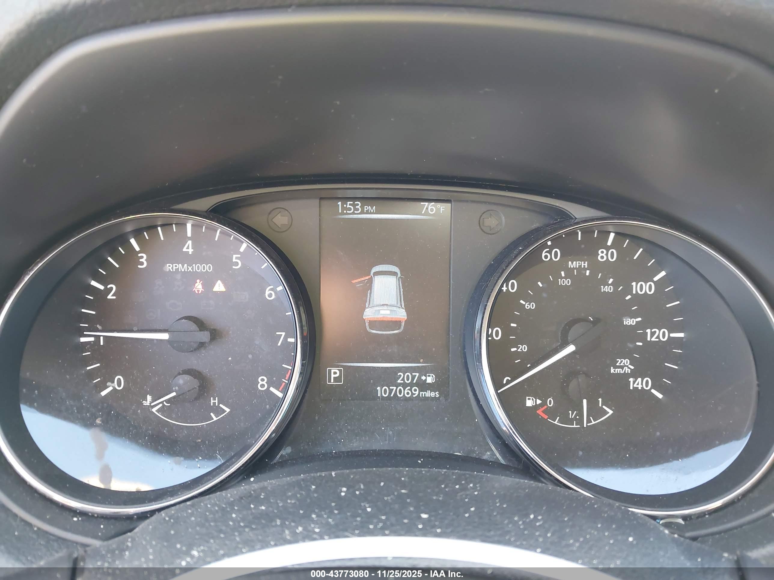 NISSAN ROGUE image 7