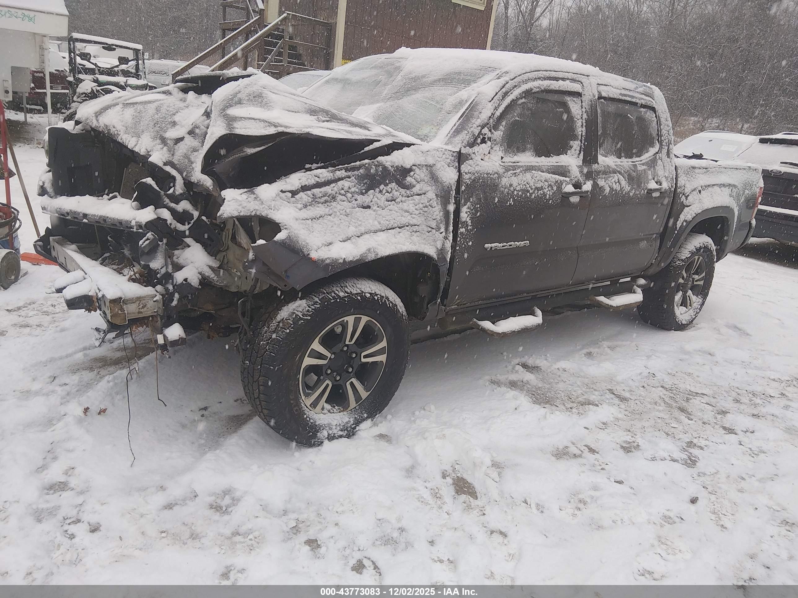 TOYOTA TACOMA image 2