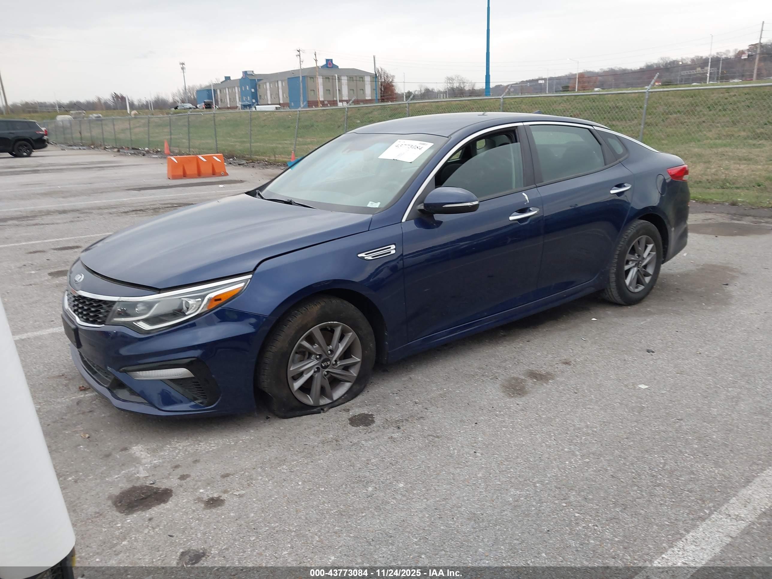 KIA OPTIMA image 2