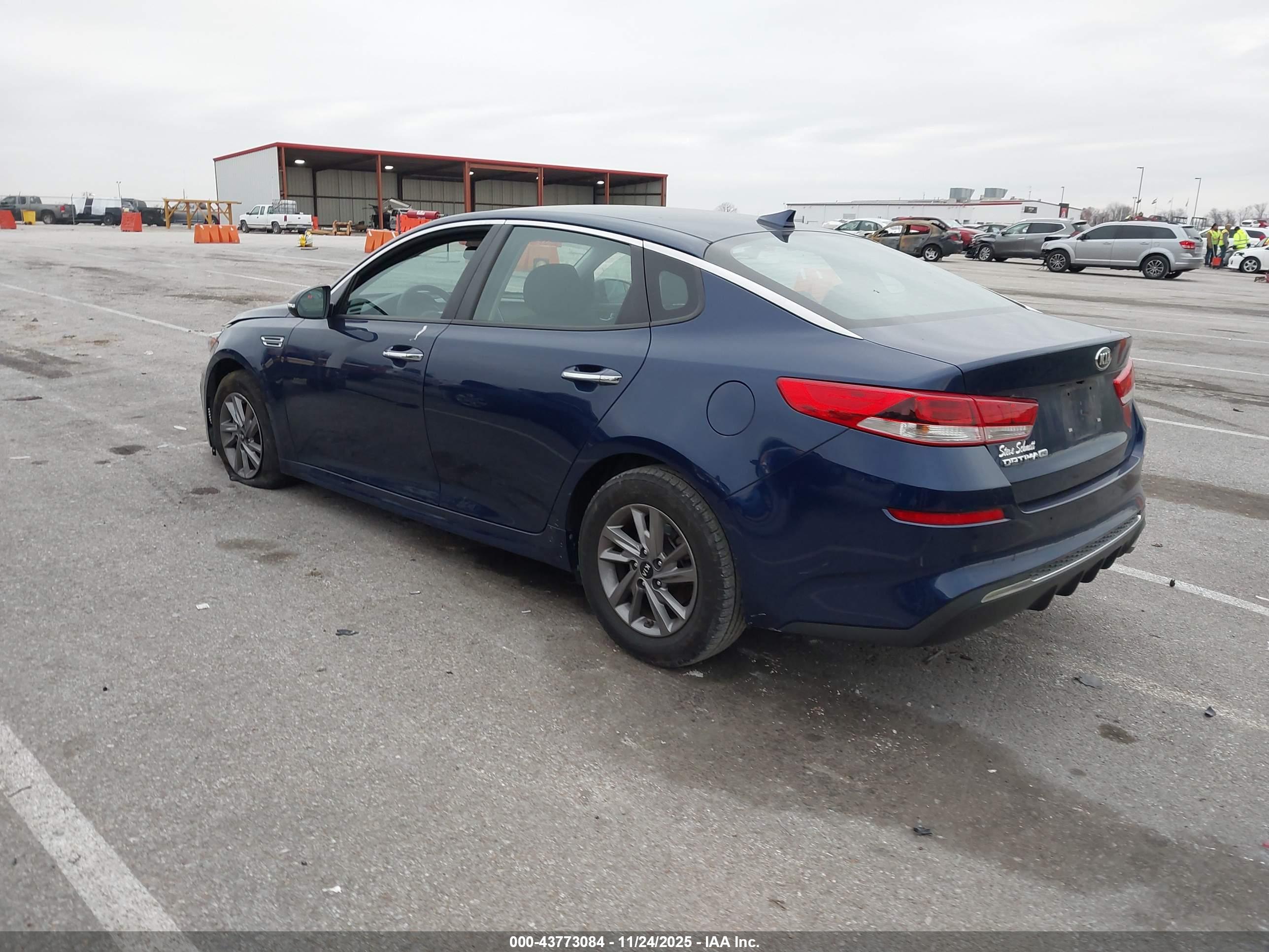 KIA OPTIMA image 3