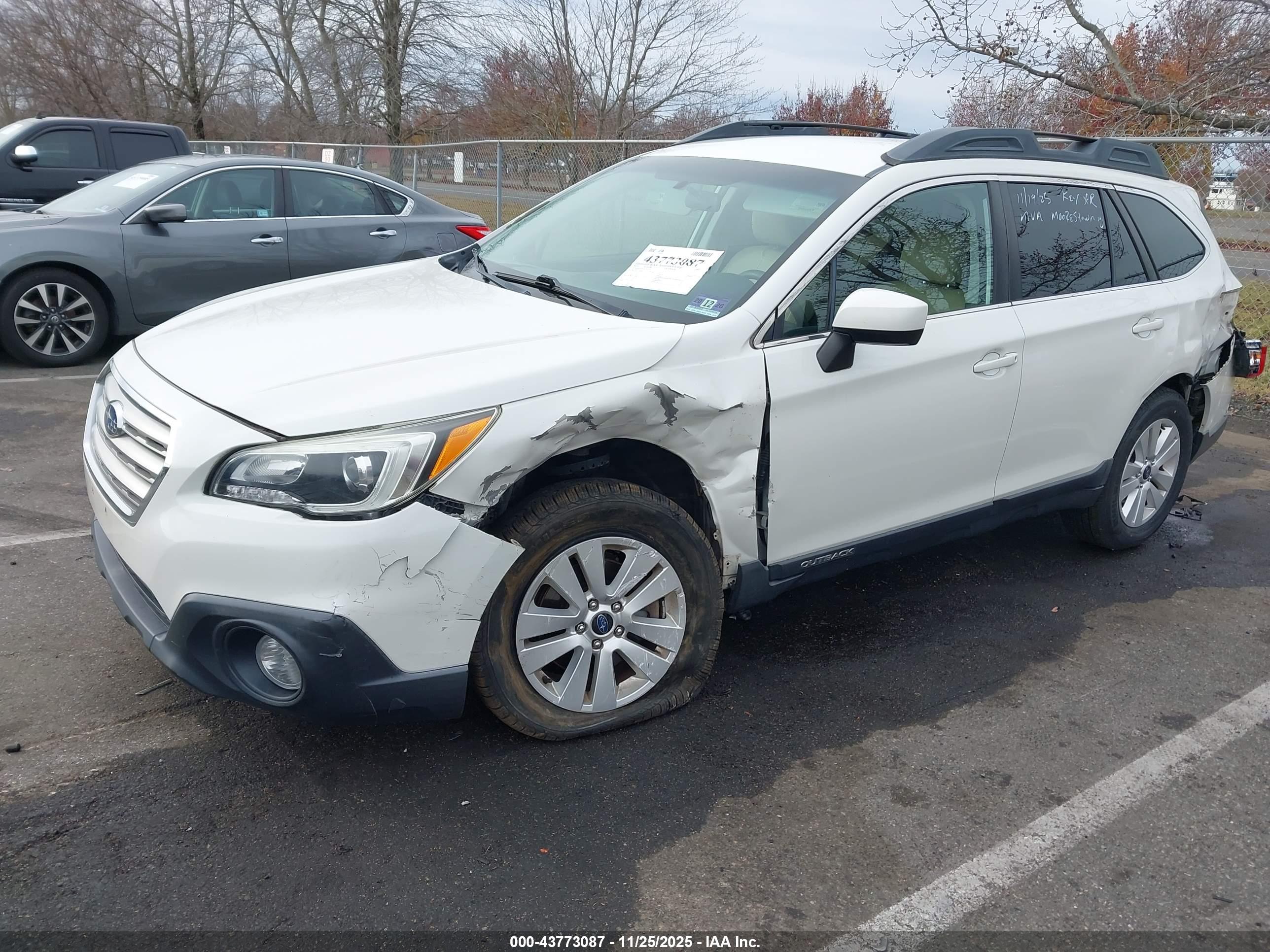 SUBARU OUTBACK image 2