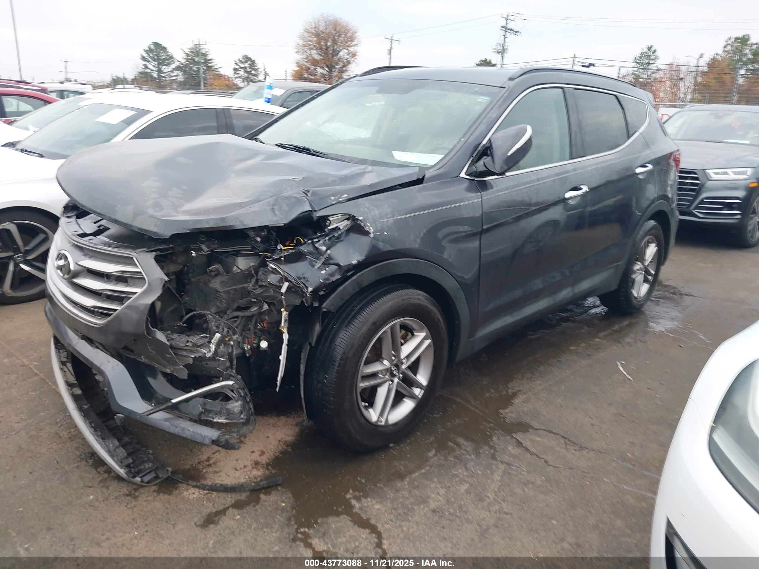 HYUNDAI SANTA image 2