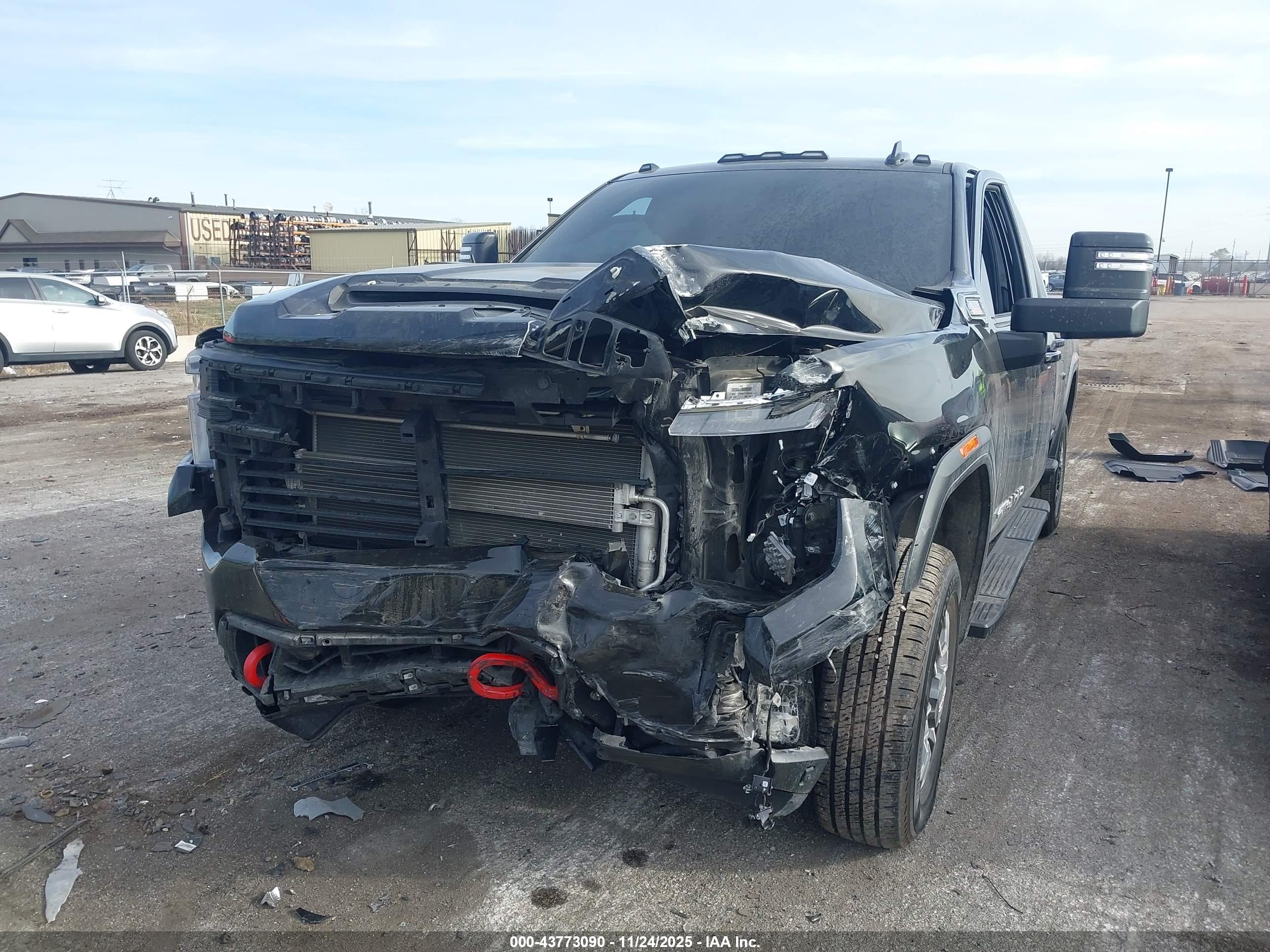 GMC SIERRA image 6