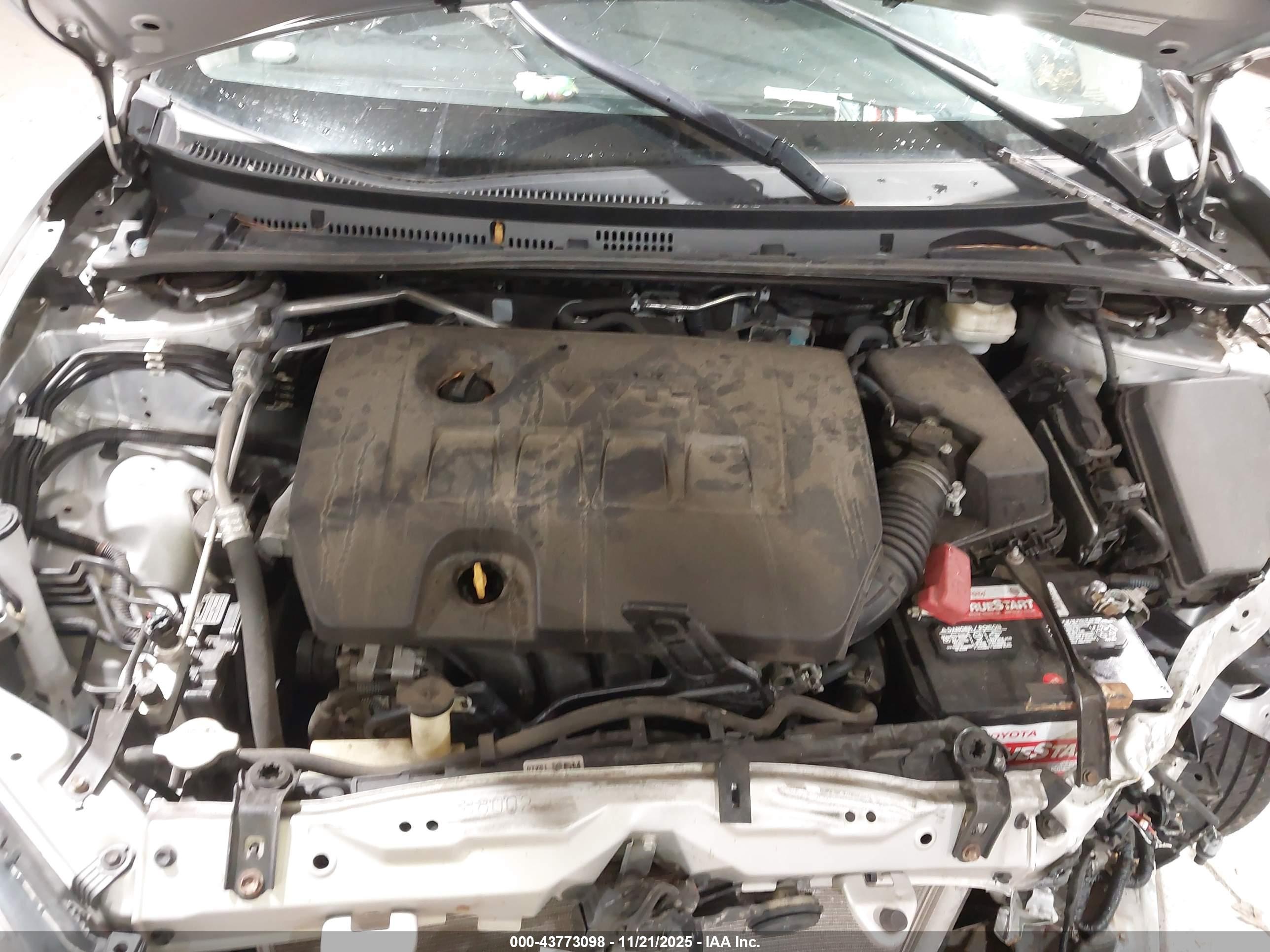 TOYOTA COROLLA image 10