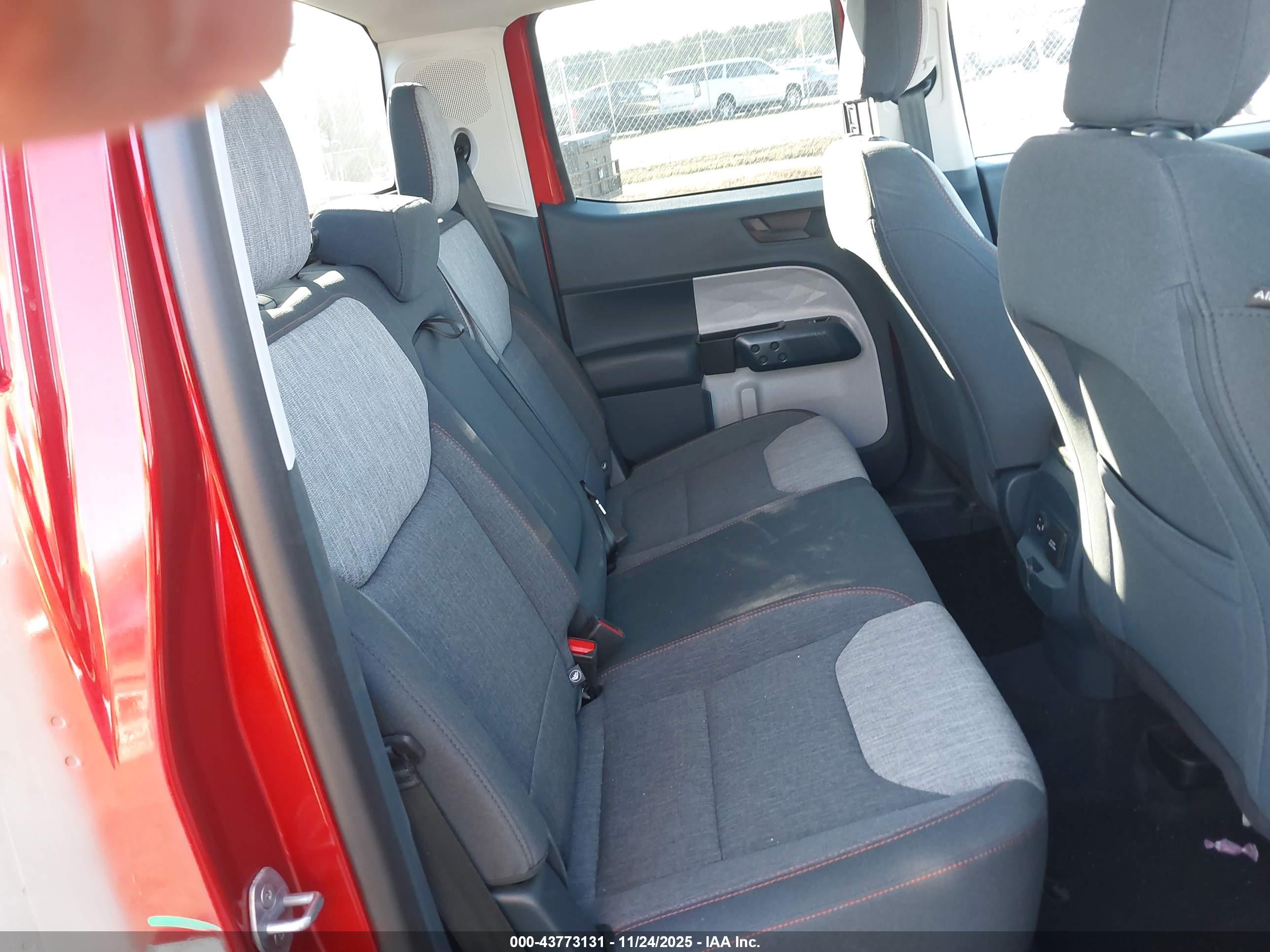 FORD MAVERICK image 8