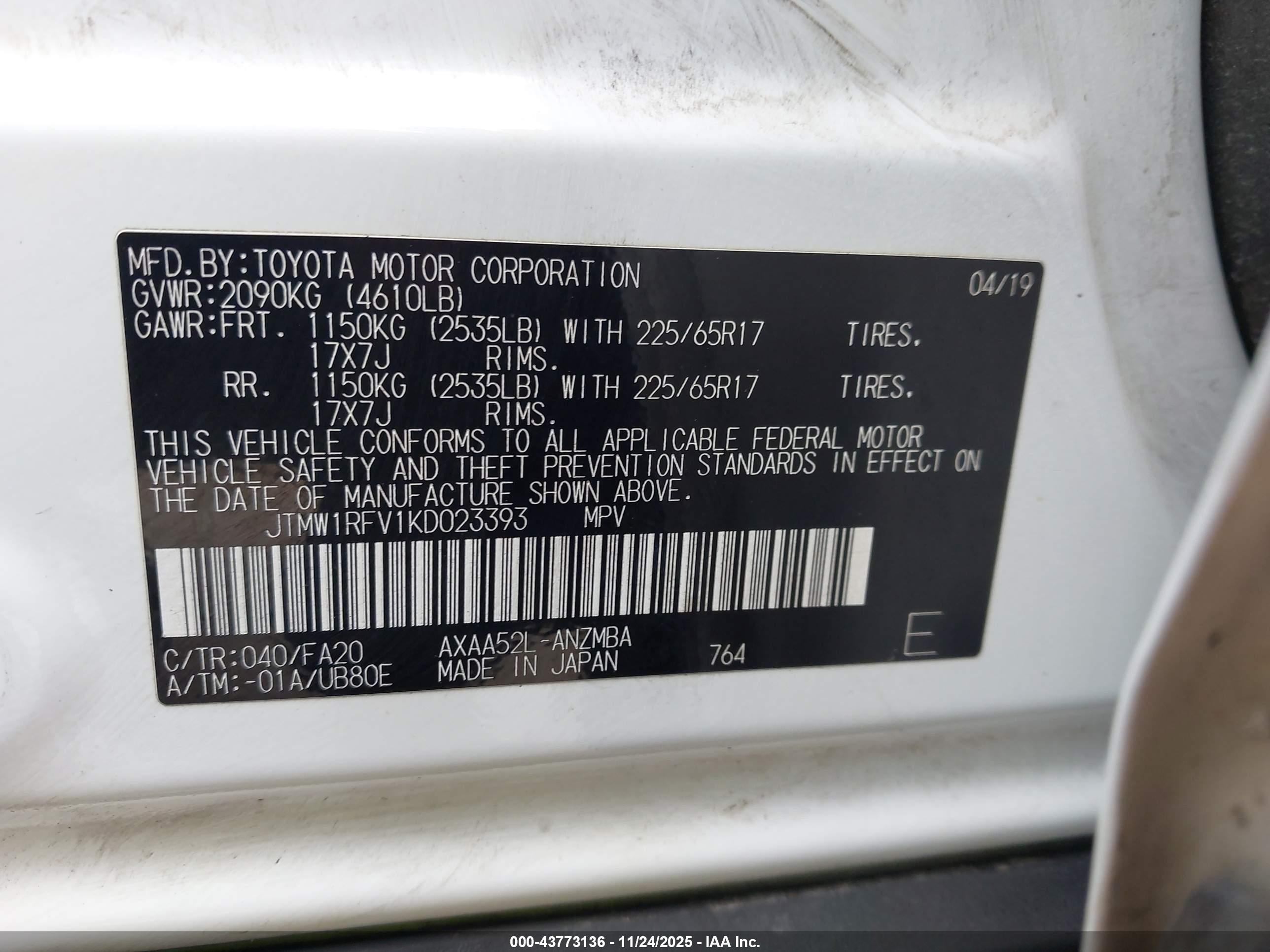 TOYOTA RAV4 image 9