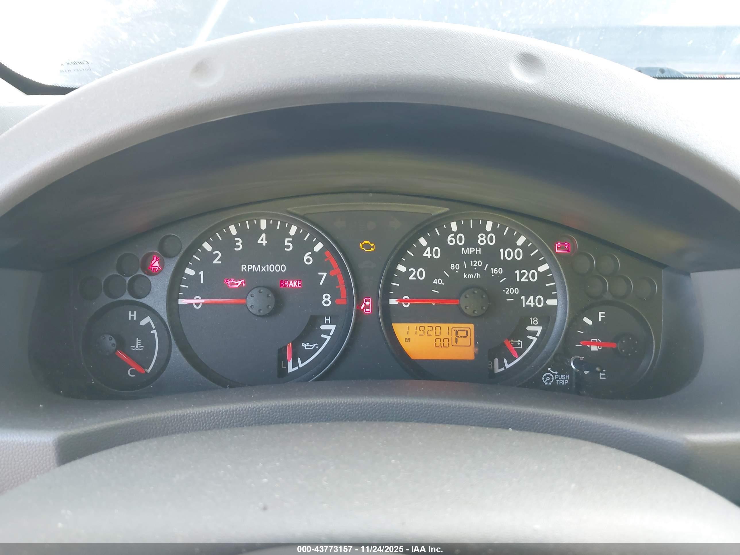 NISSAN FRONTIER image 7