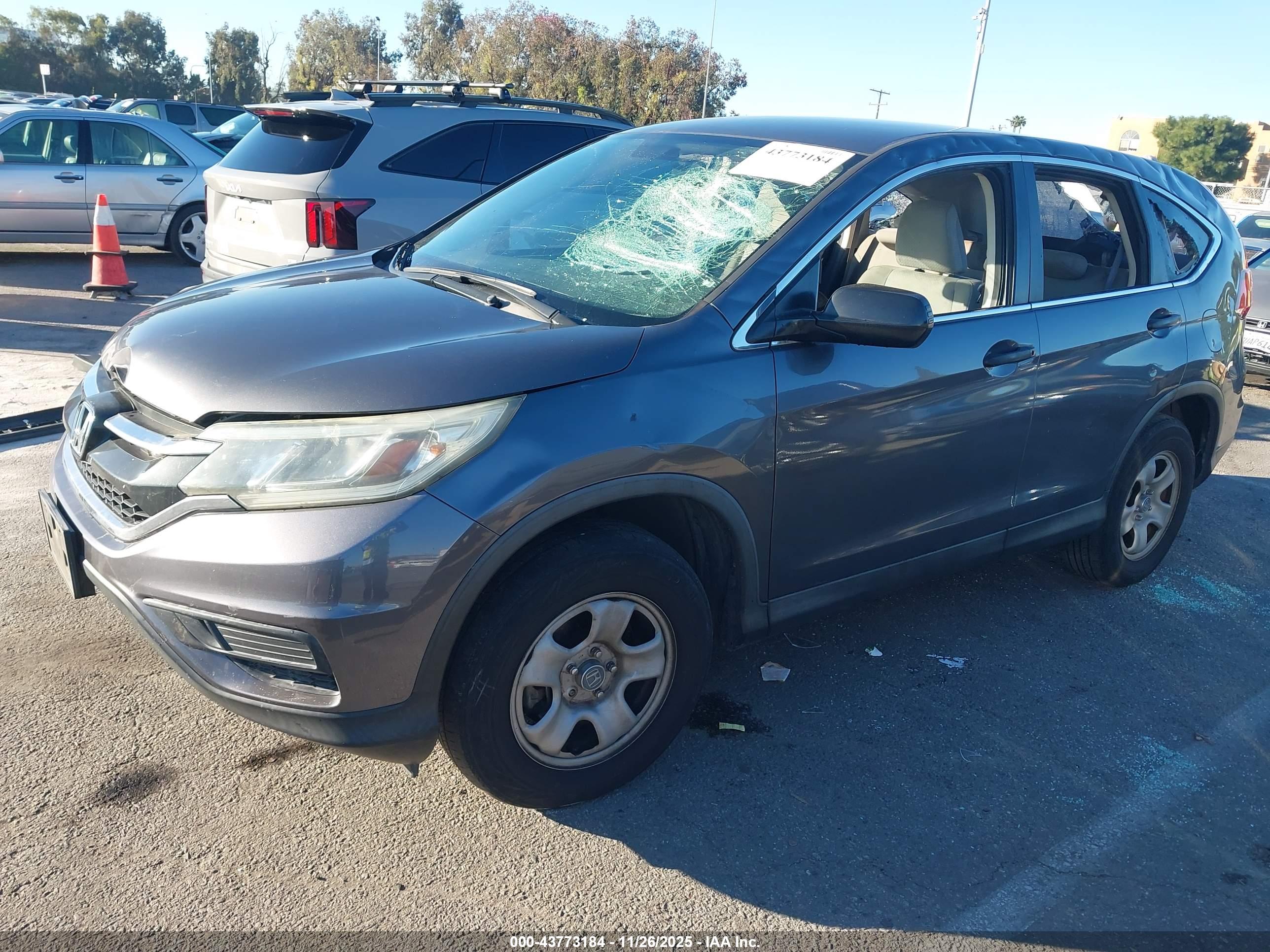 HONDA CR-V image 2