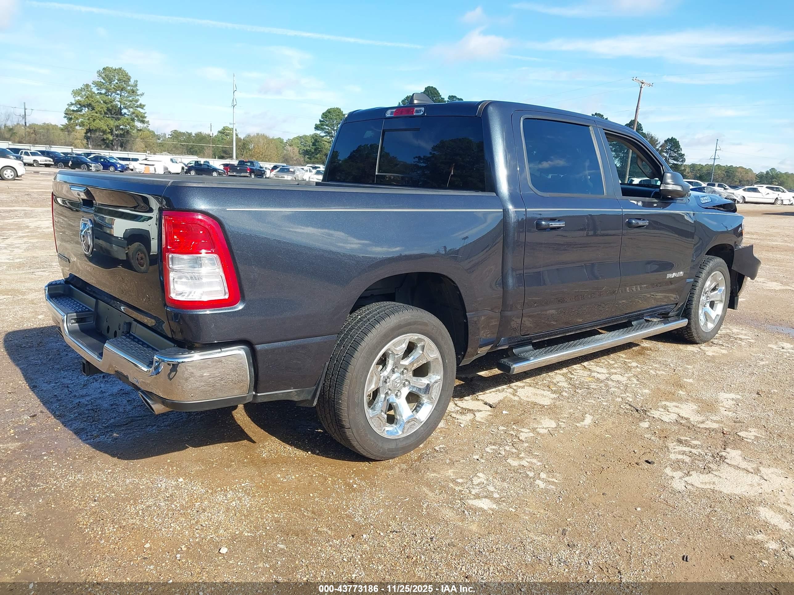 RAM 1500 image 4