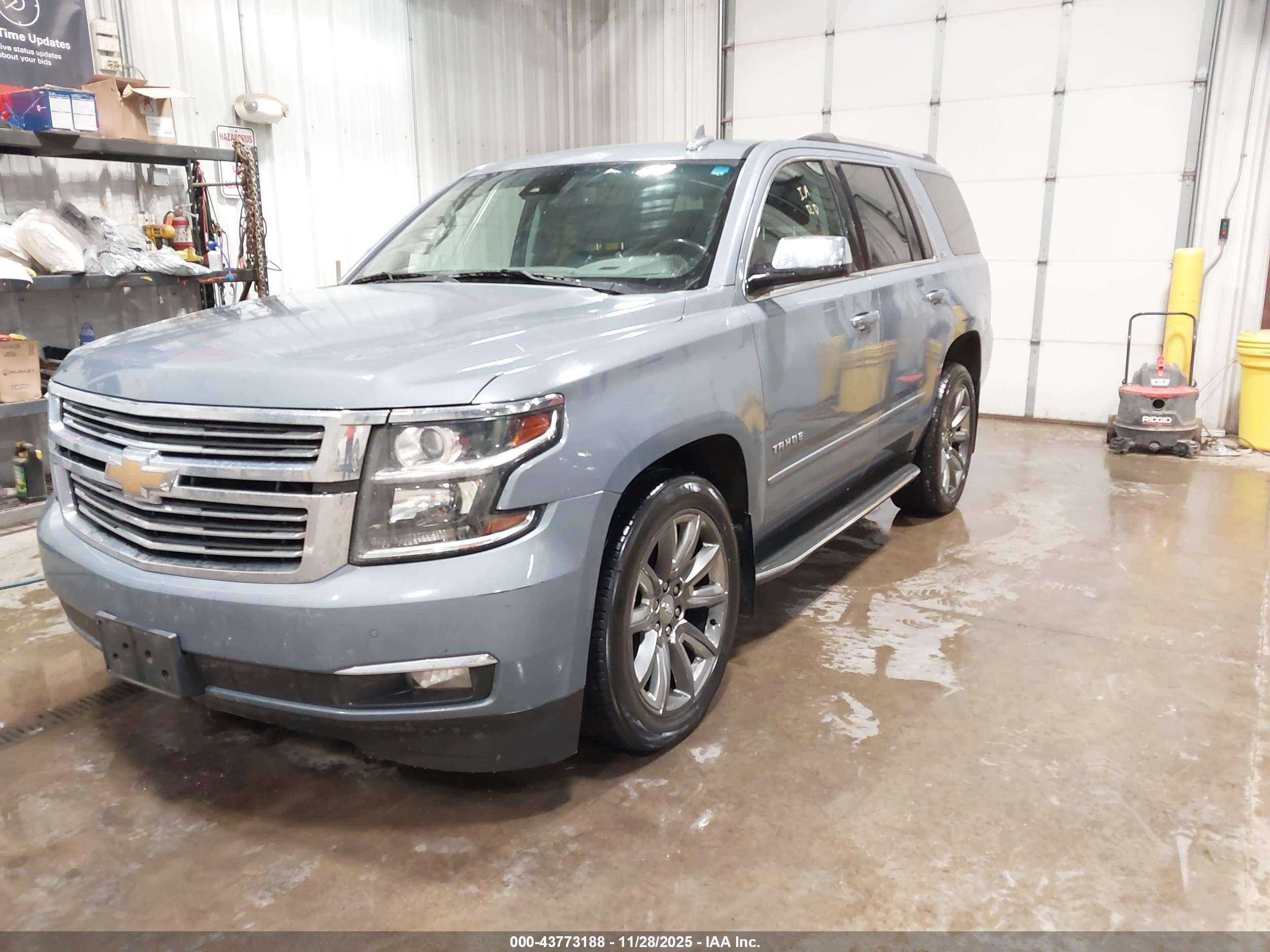 CHEVROLET TAHOE image 2
