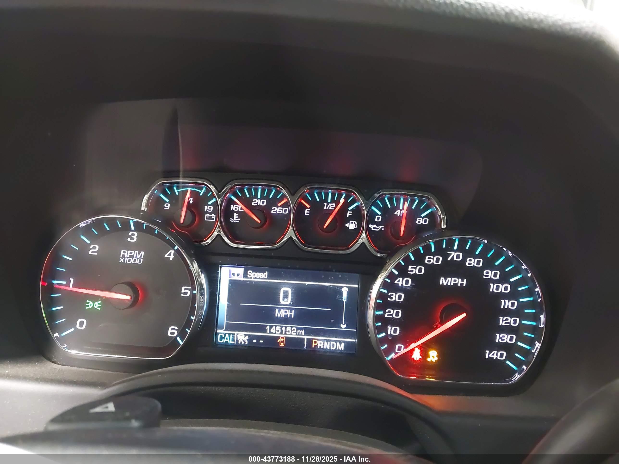 CHEVROLET TAHOE image 7