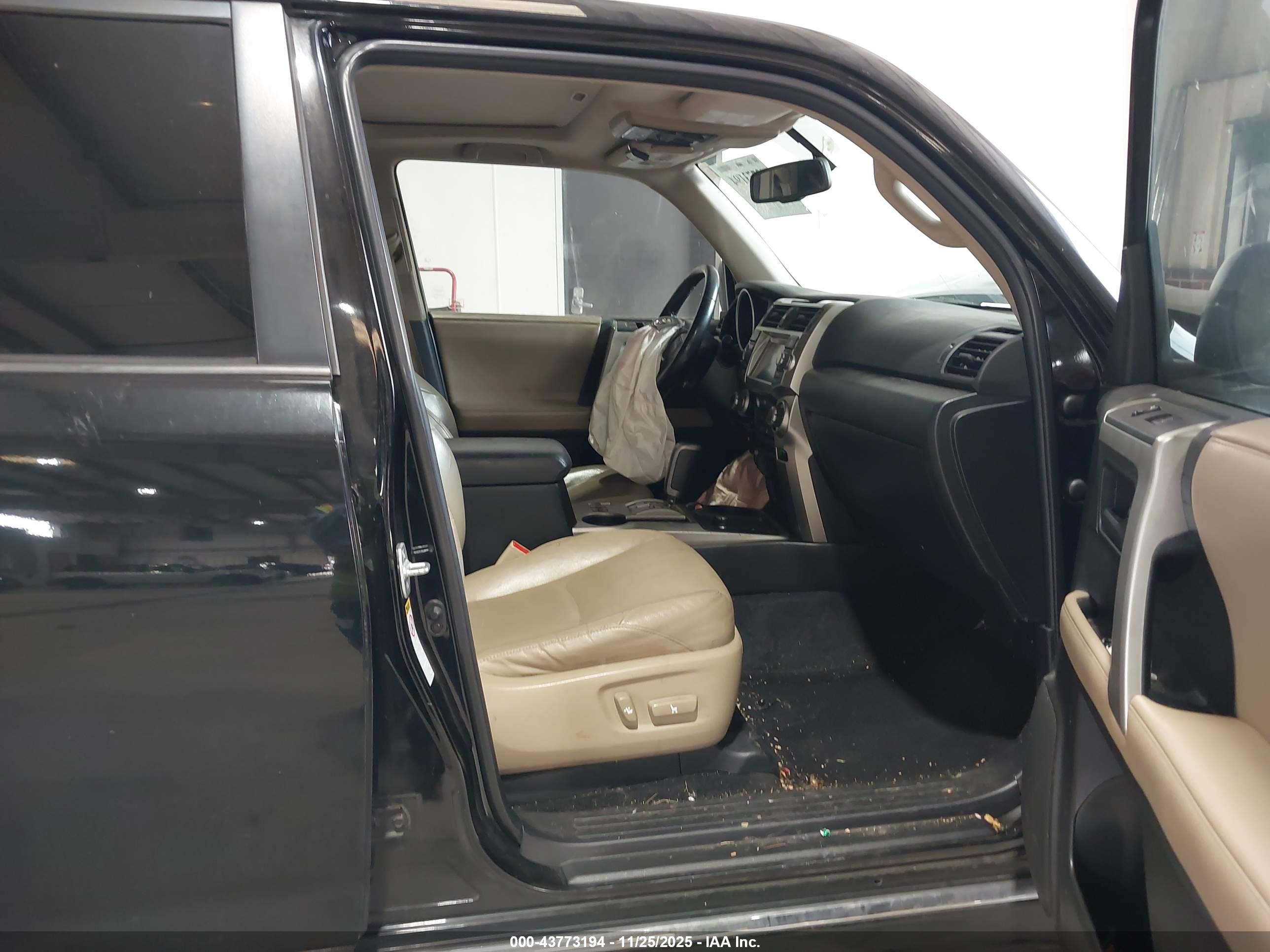 TOYOTA 4RUNNER image 5
