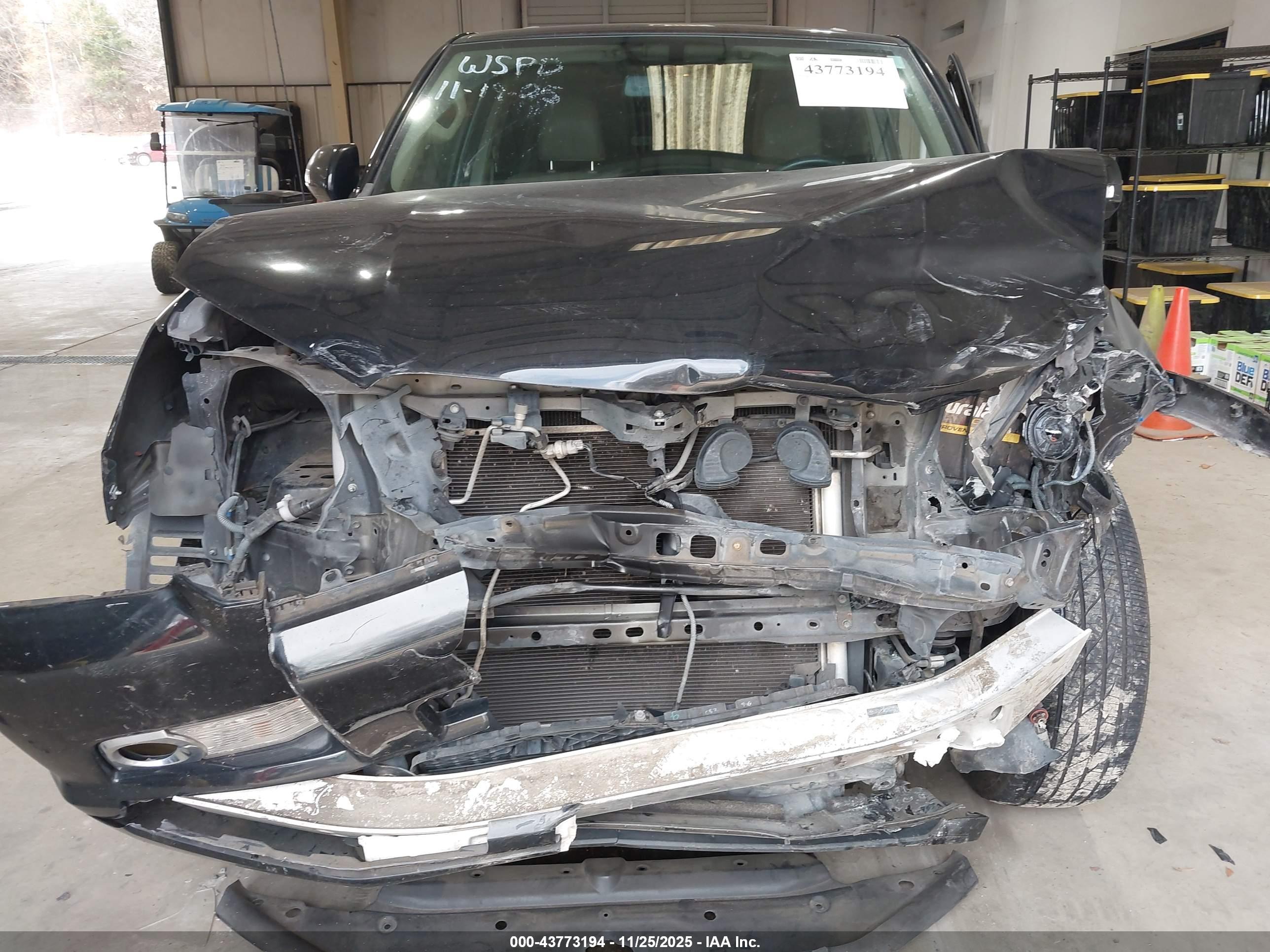 TOYOTA 4RUNNER image 6