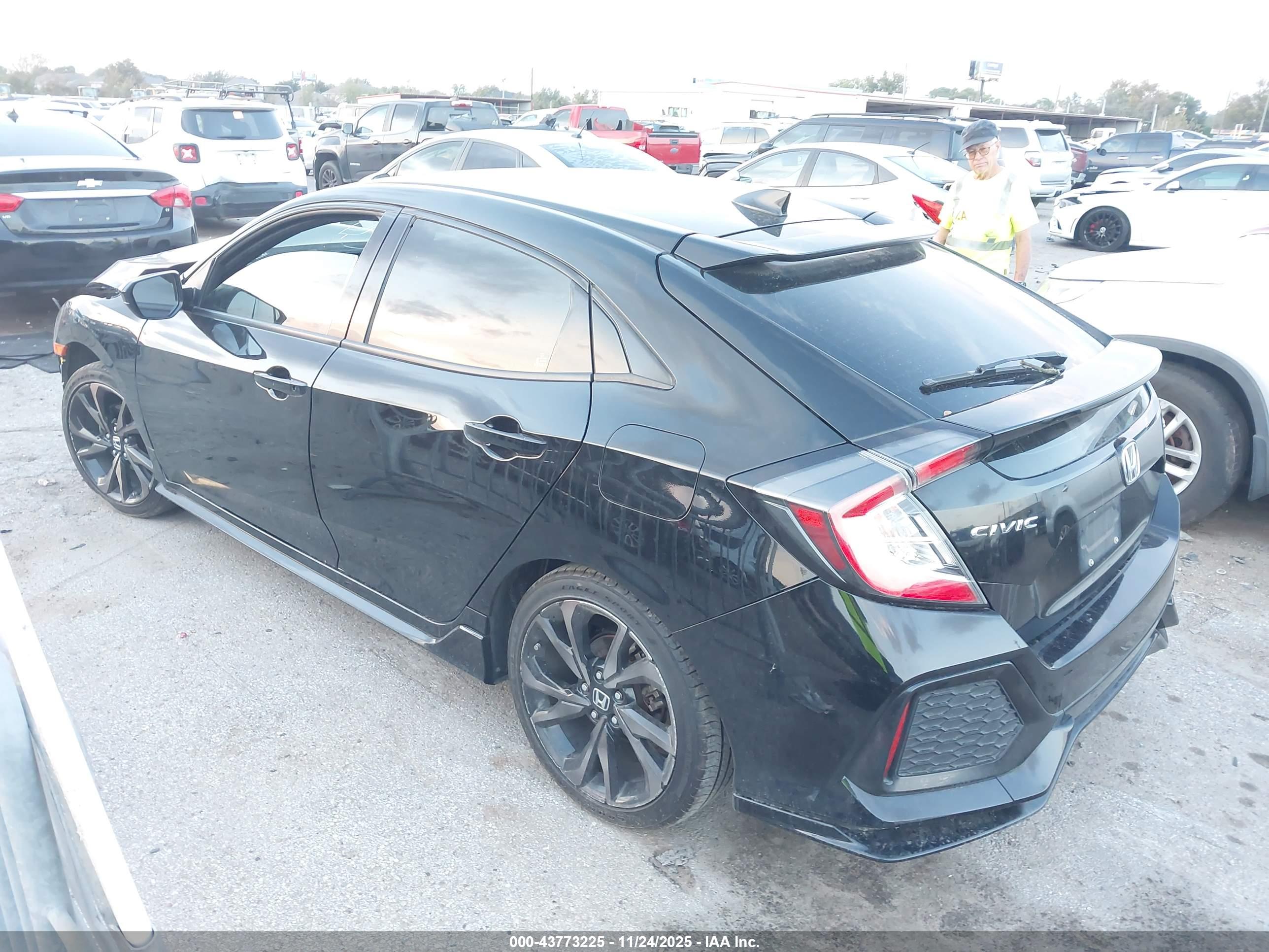 HONDA CIVIC image 3