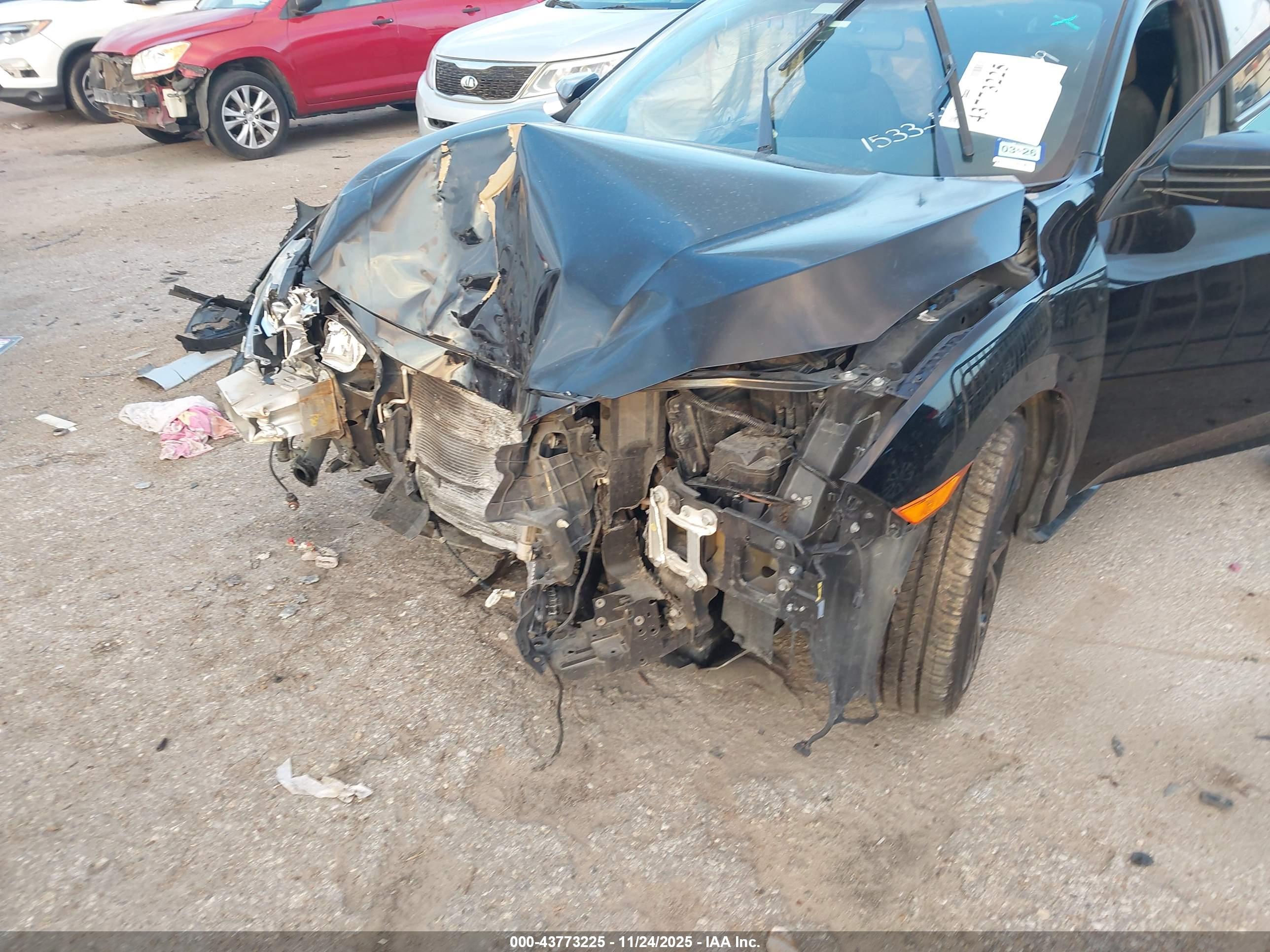 HONDA CIVIC image 6