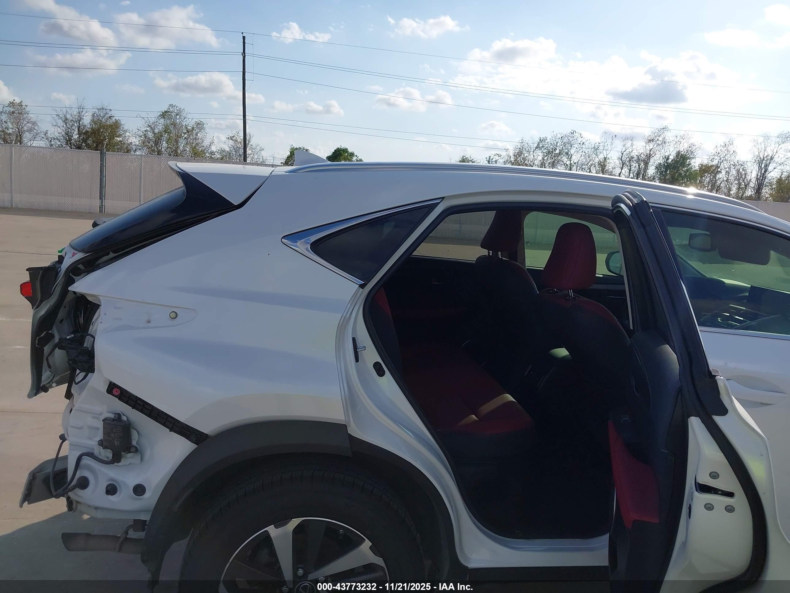 LEXUS NX image 8