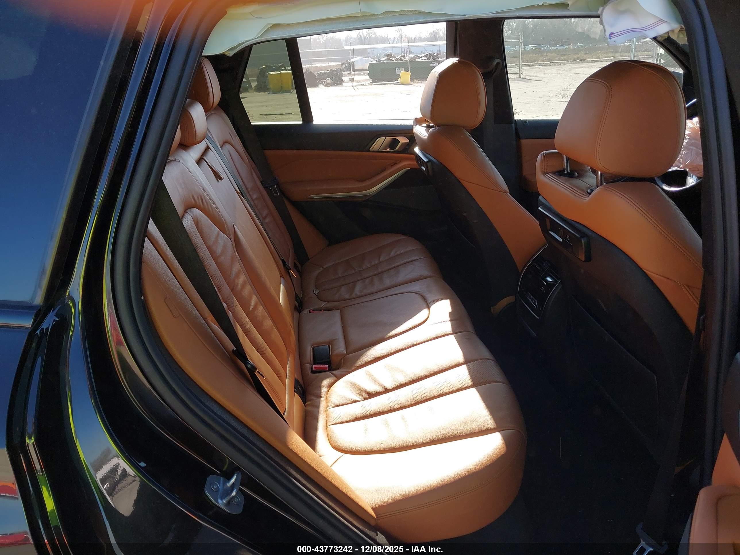 BMW X5 image 8