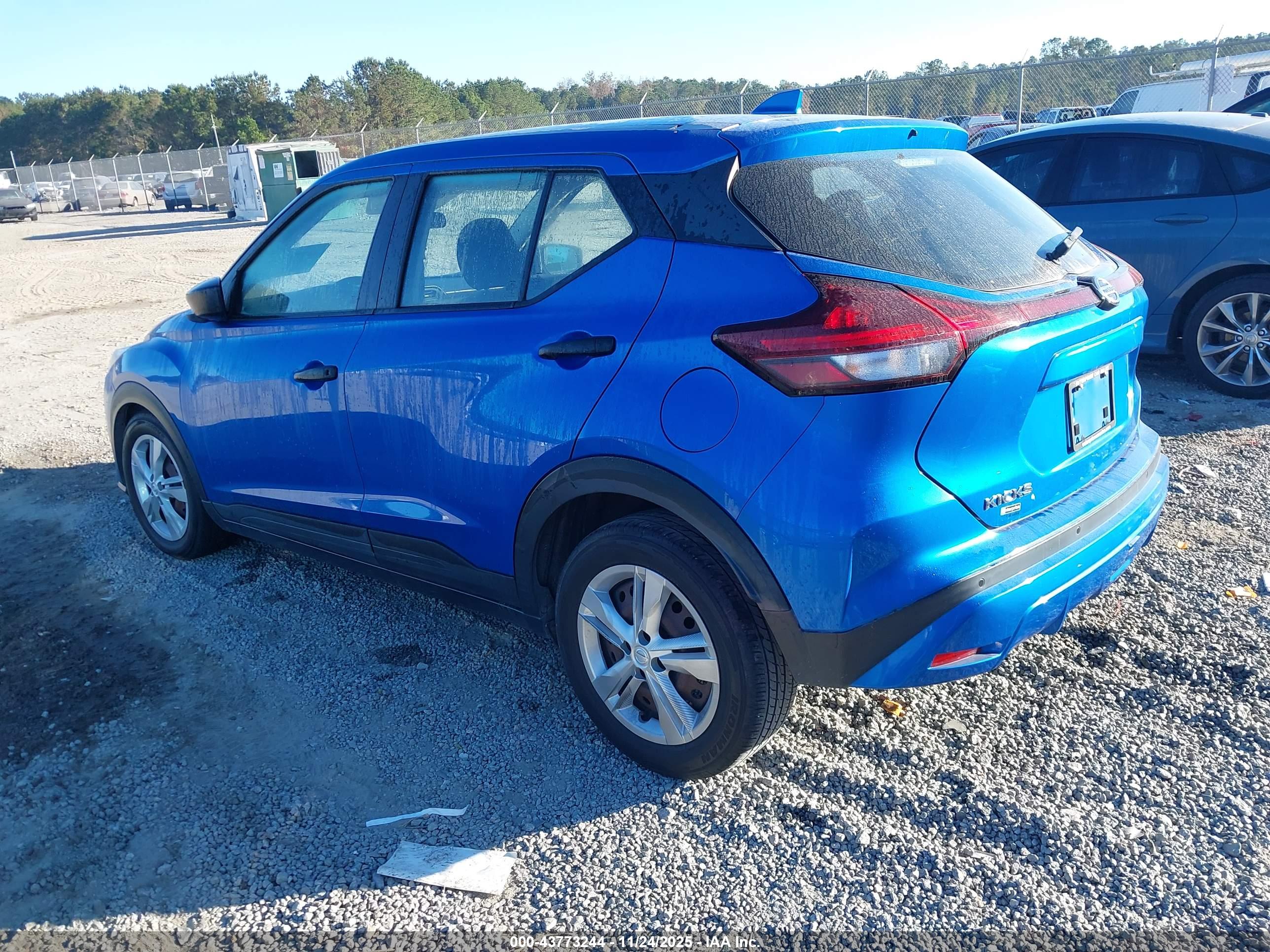 NISSAN KICKS image 3