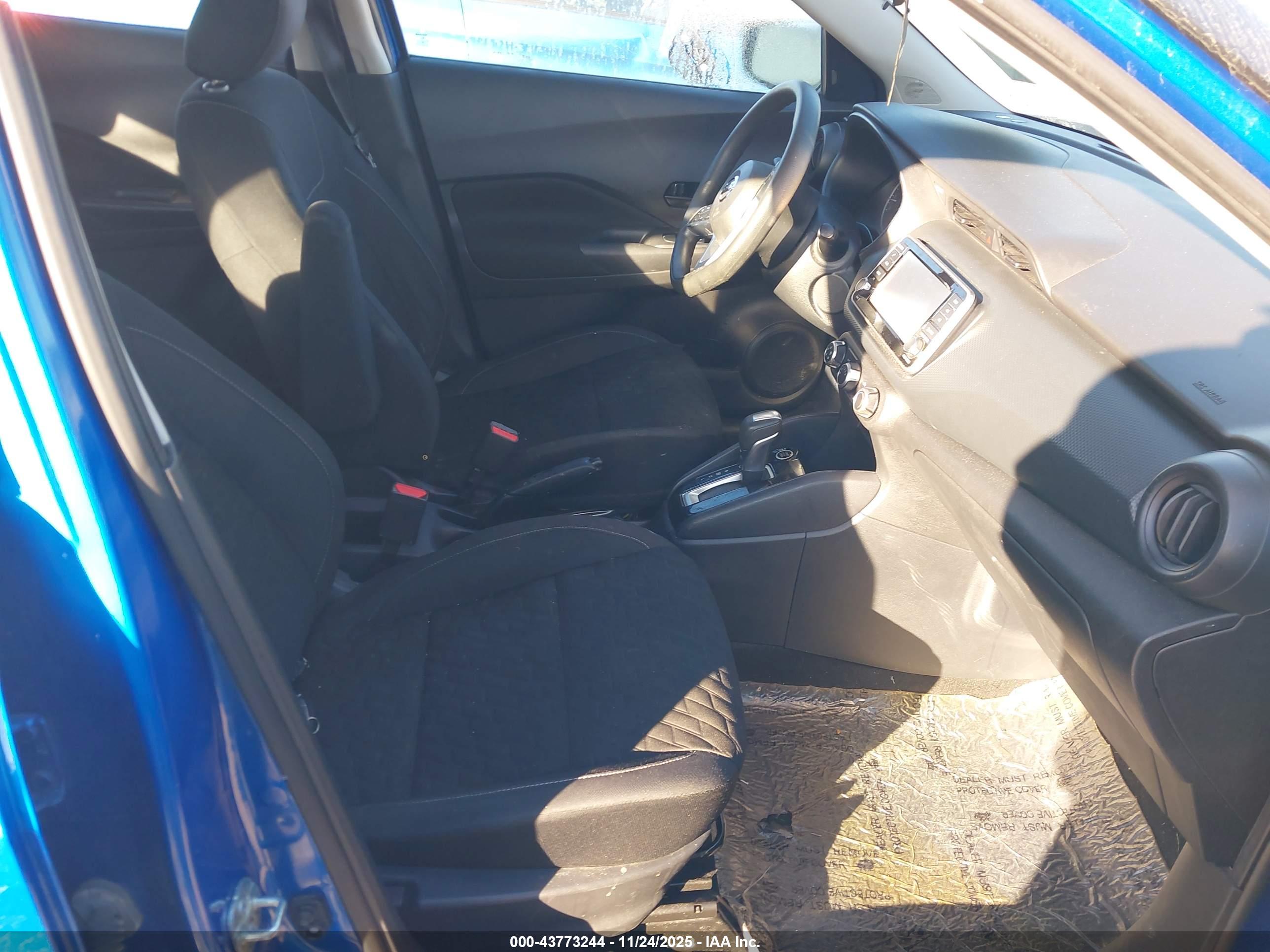 NISSAN KICKS image 5